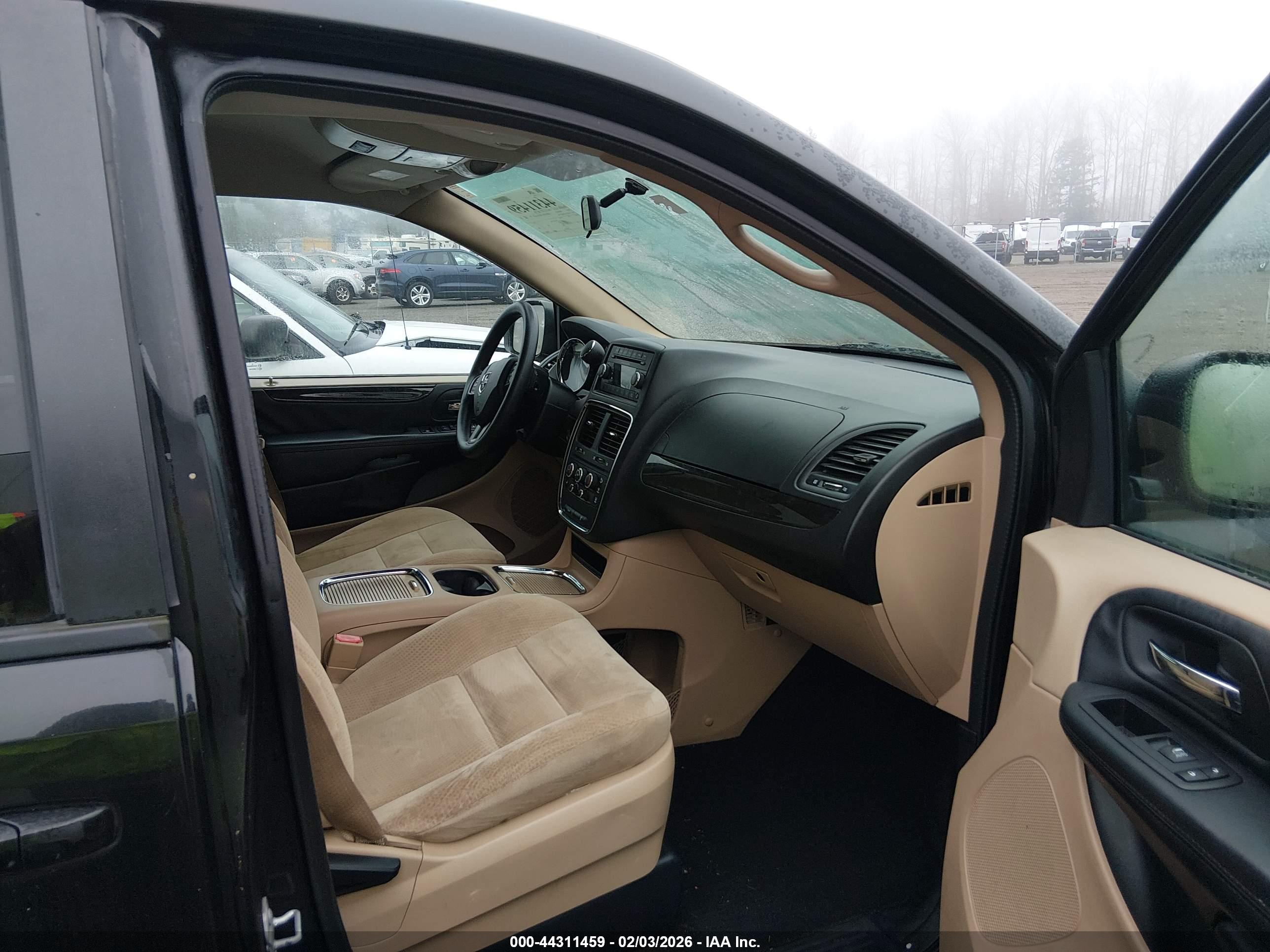 DODGE GRAND image 5