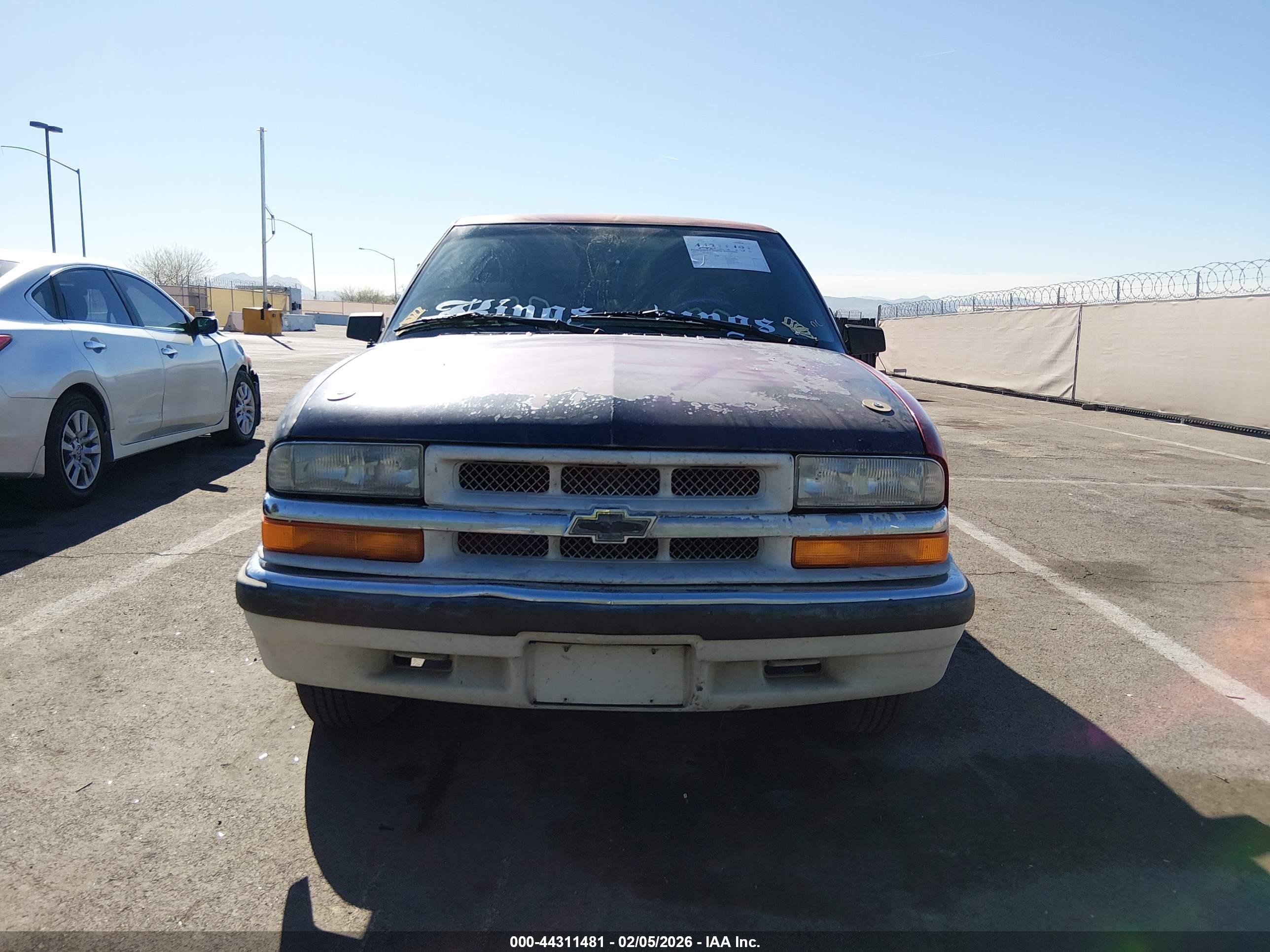 CHEVROLET S-10 image 6