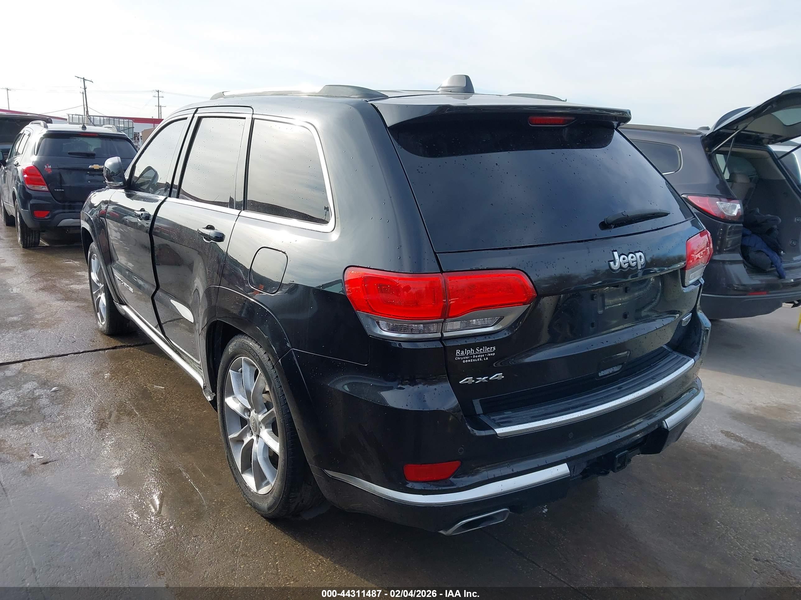 JEEP GRAND image 3