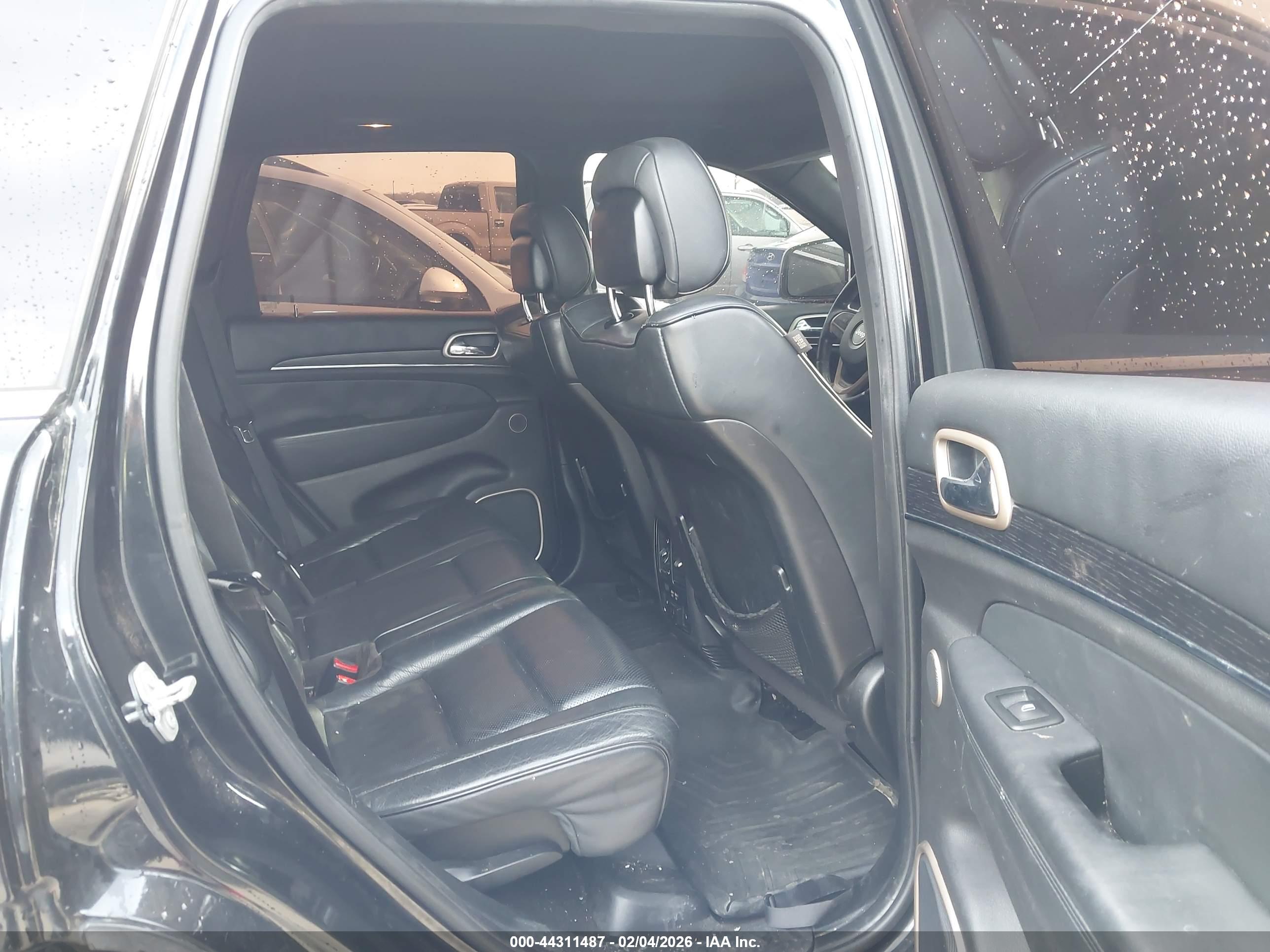 JEEP GRAND image 8