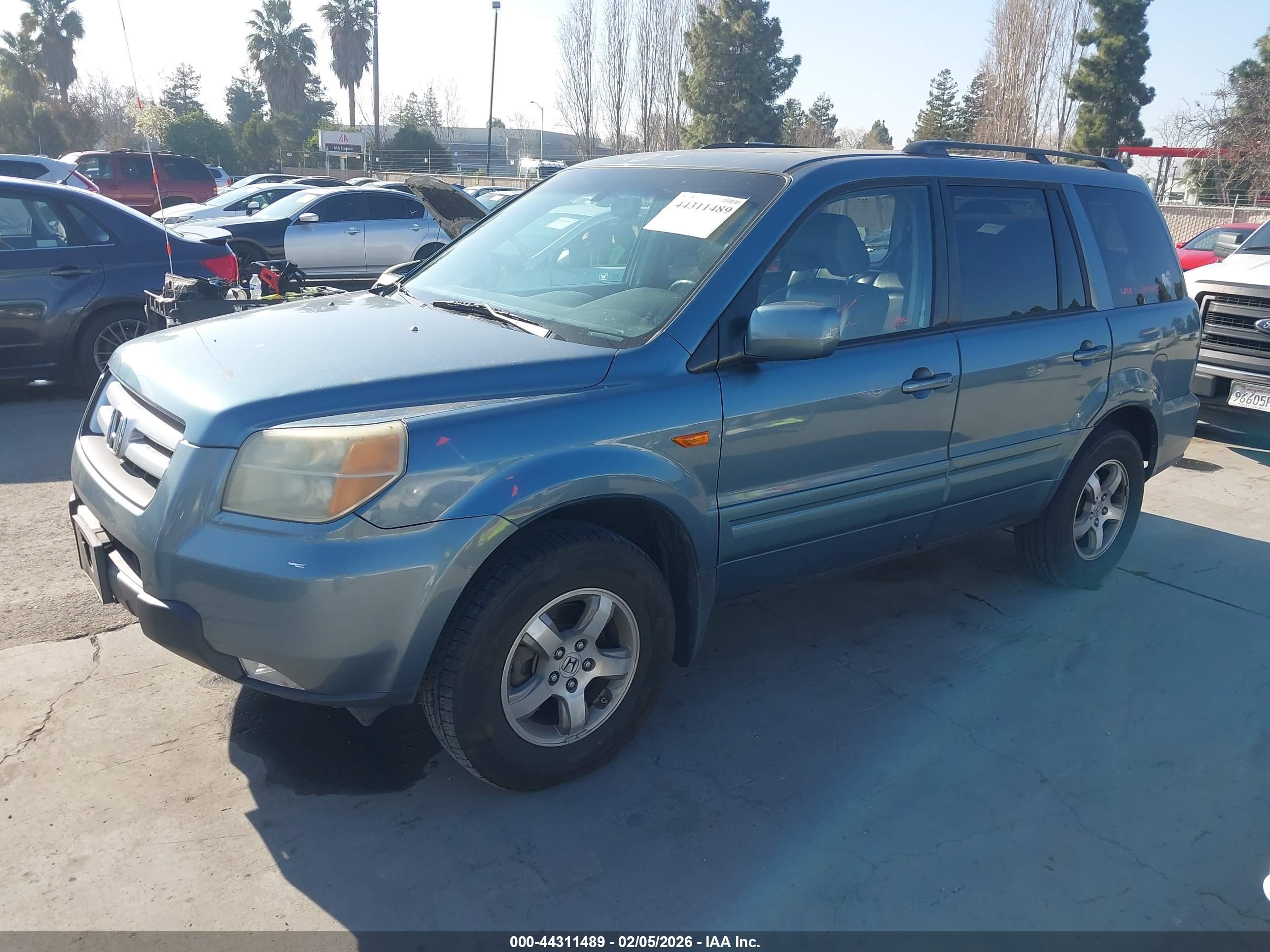 HONDA PILOT image 2