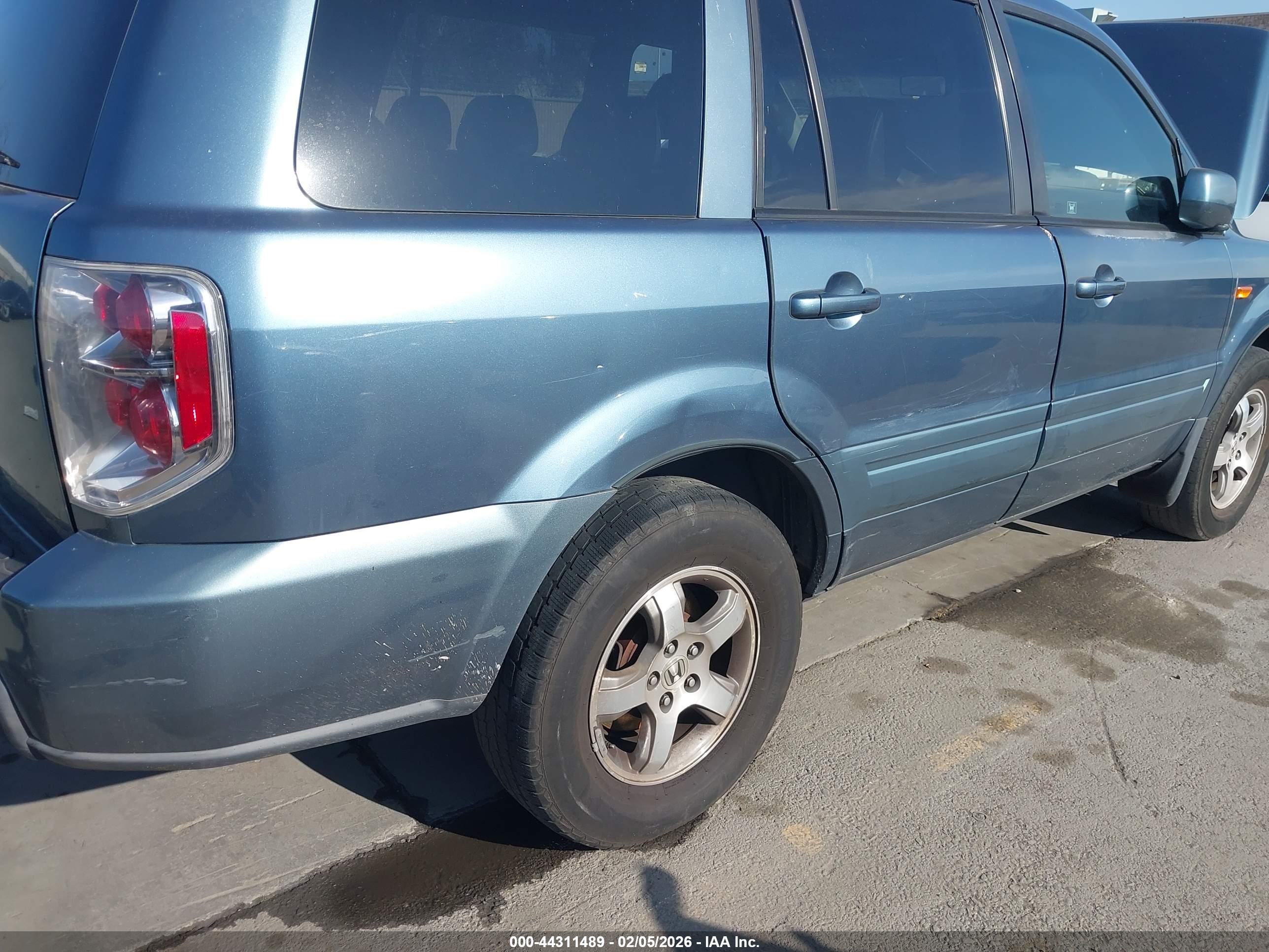 HONDA PILOT image 6