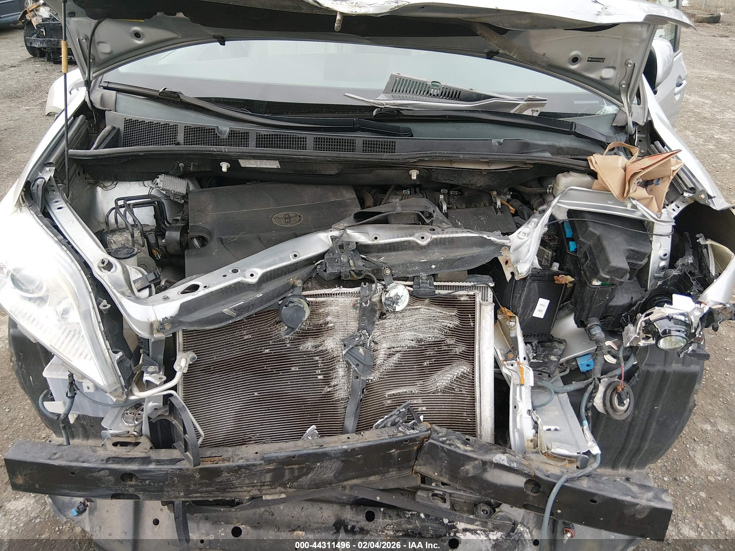 TOYOTA SIENNA image 10