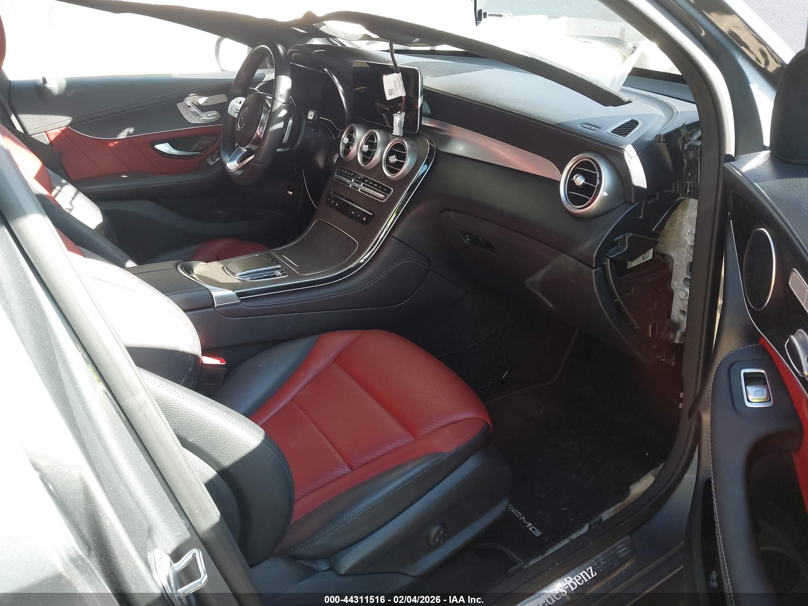 MERCEDES-BENZ GLC image 5