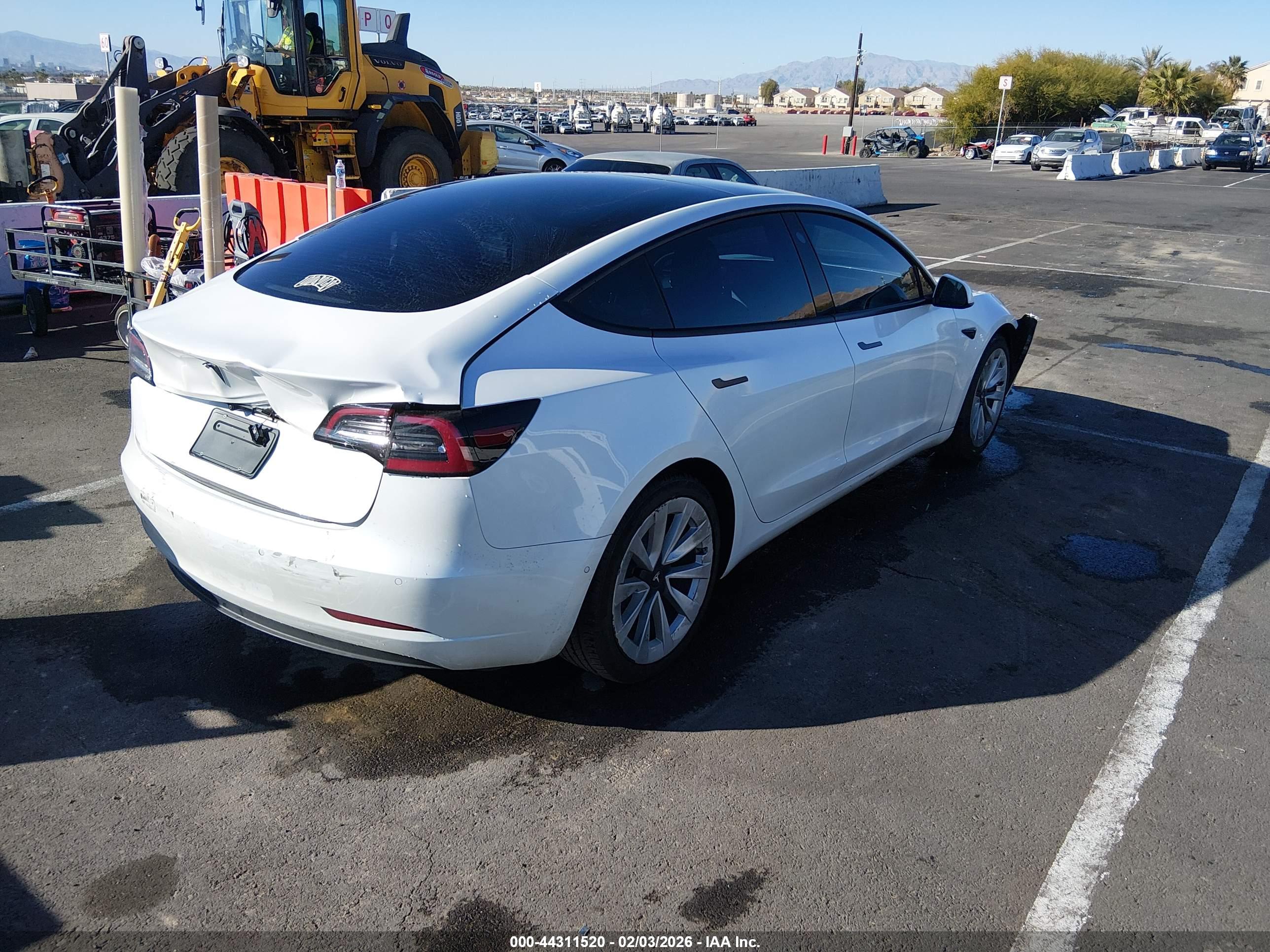 TESLA MODEL image 4
