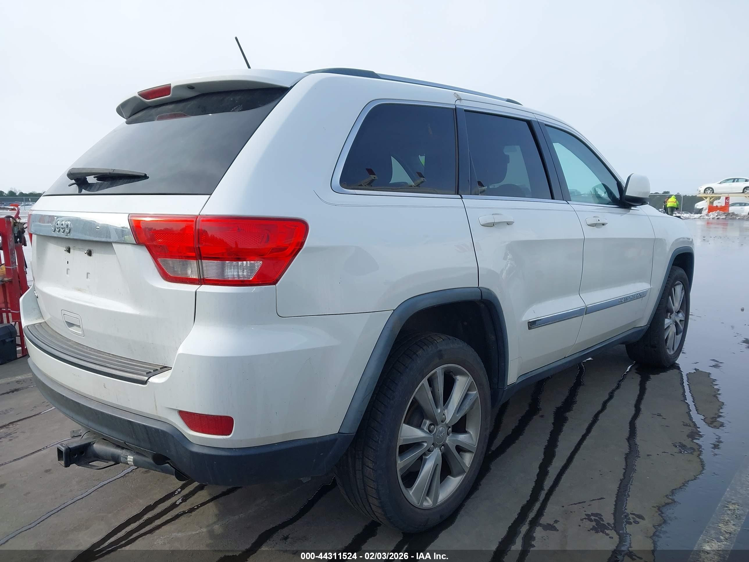 JEEP GRAND image 4