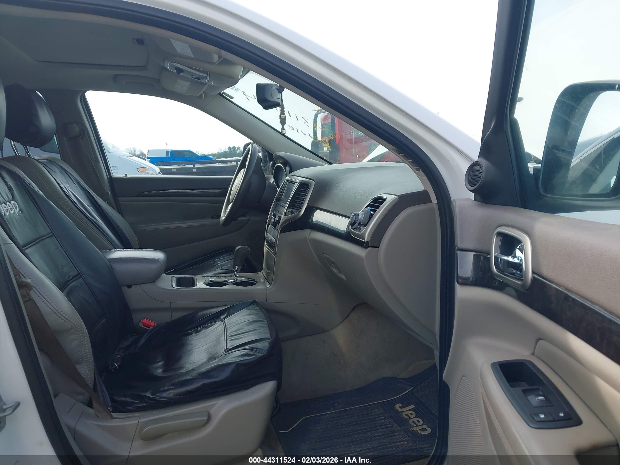 JEEP GRAND image 5