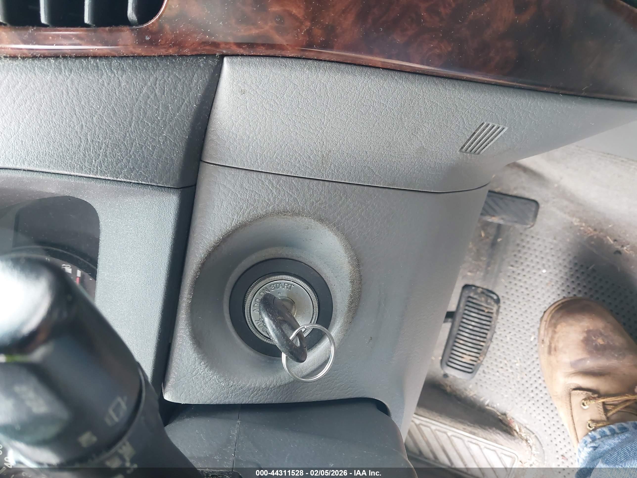KIA SORENTO image 11