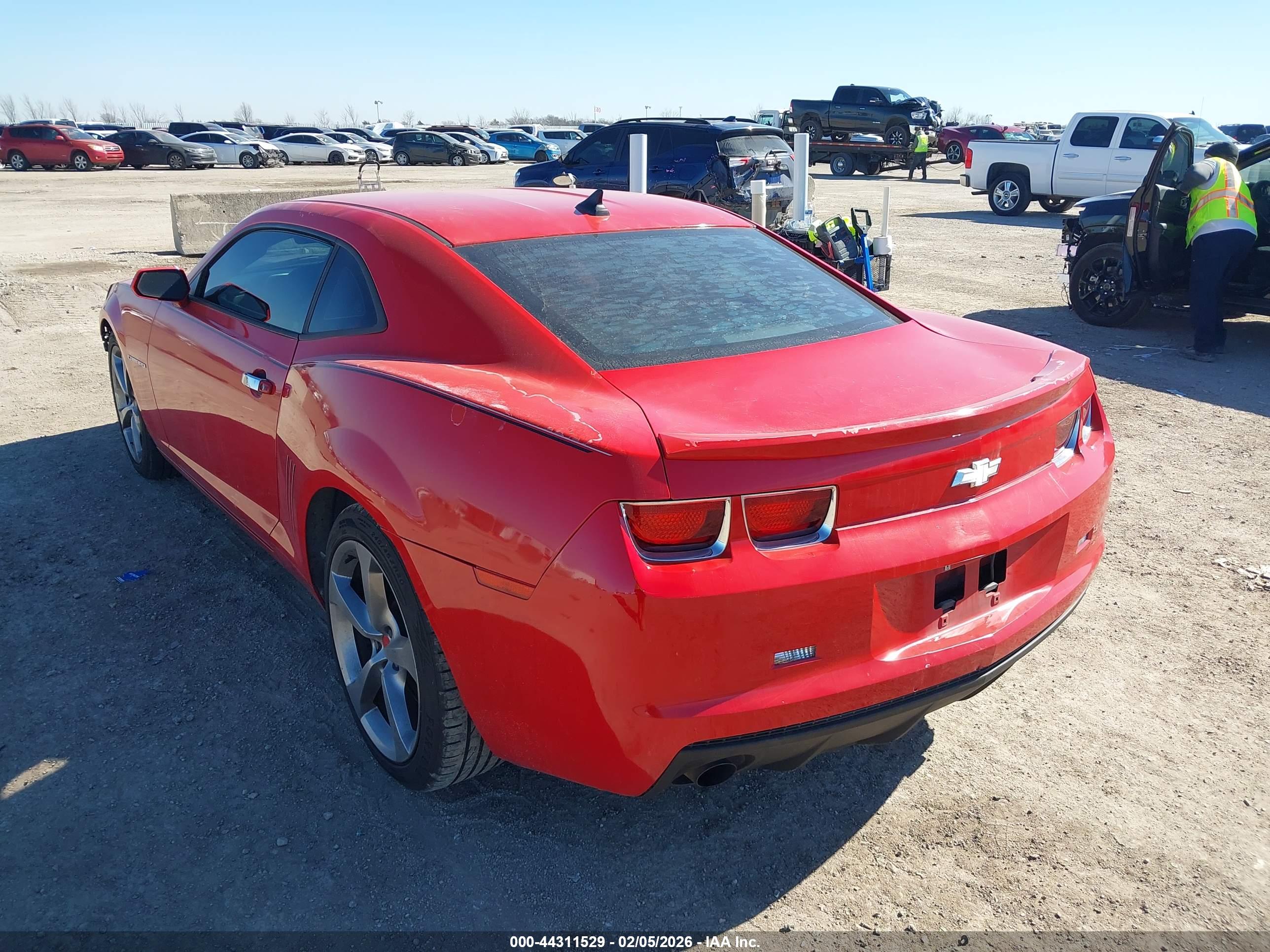 CHEVROLET CAMARO image 3