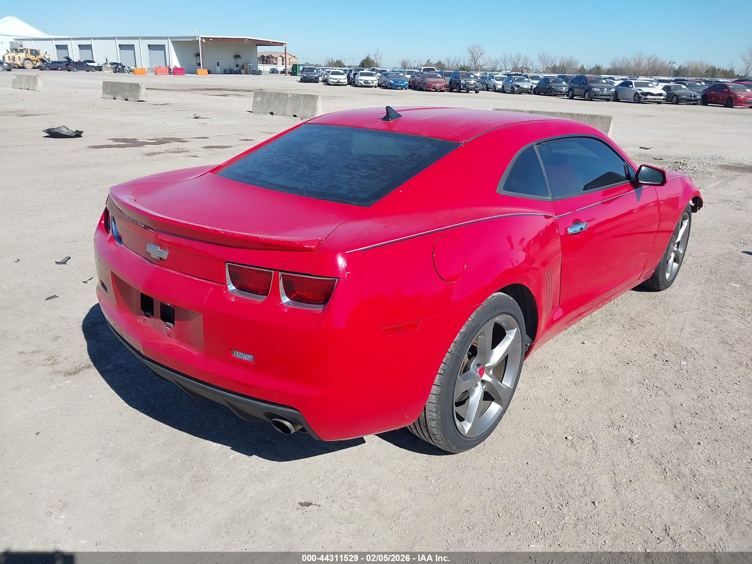 CHEVROLET CAMARO image 4