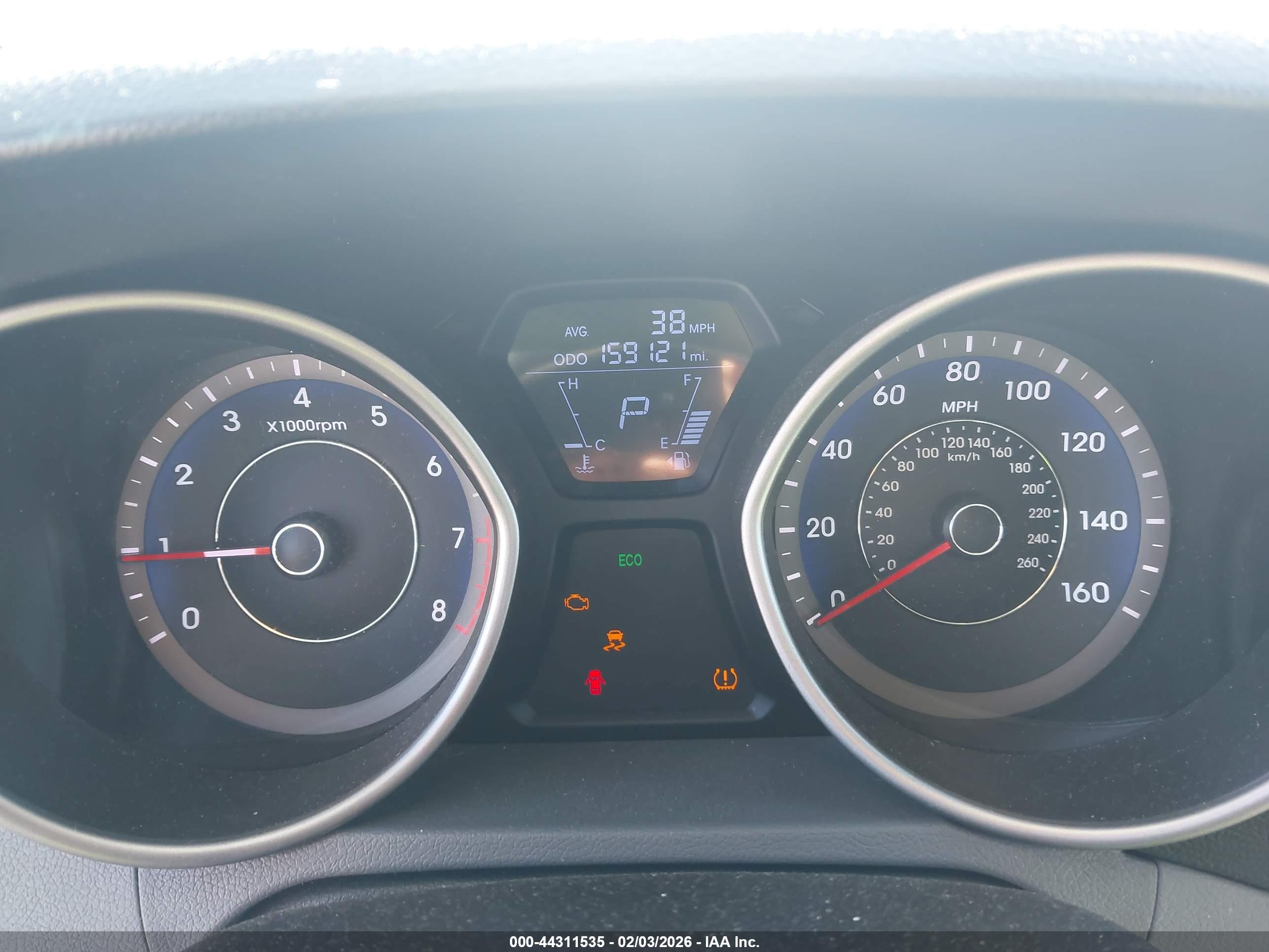 HYUNDAI ELANTRA image 7