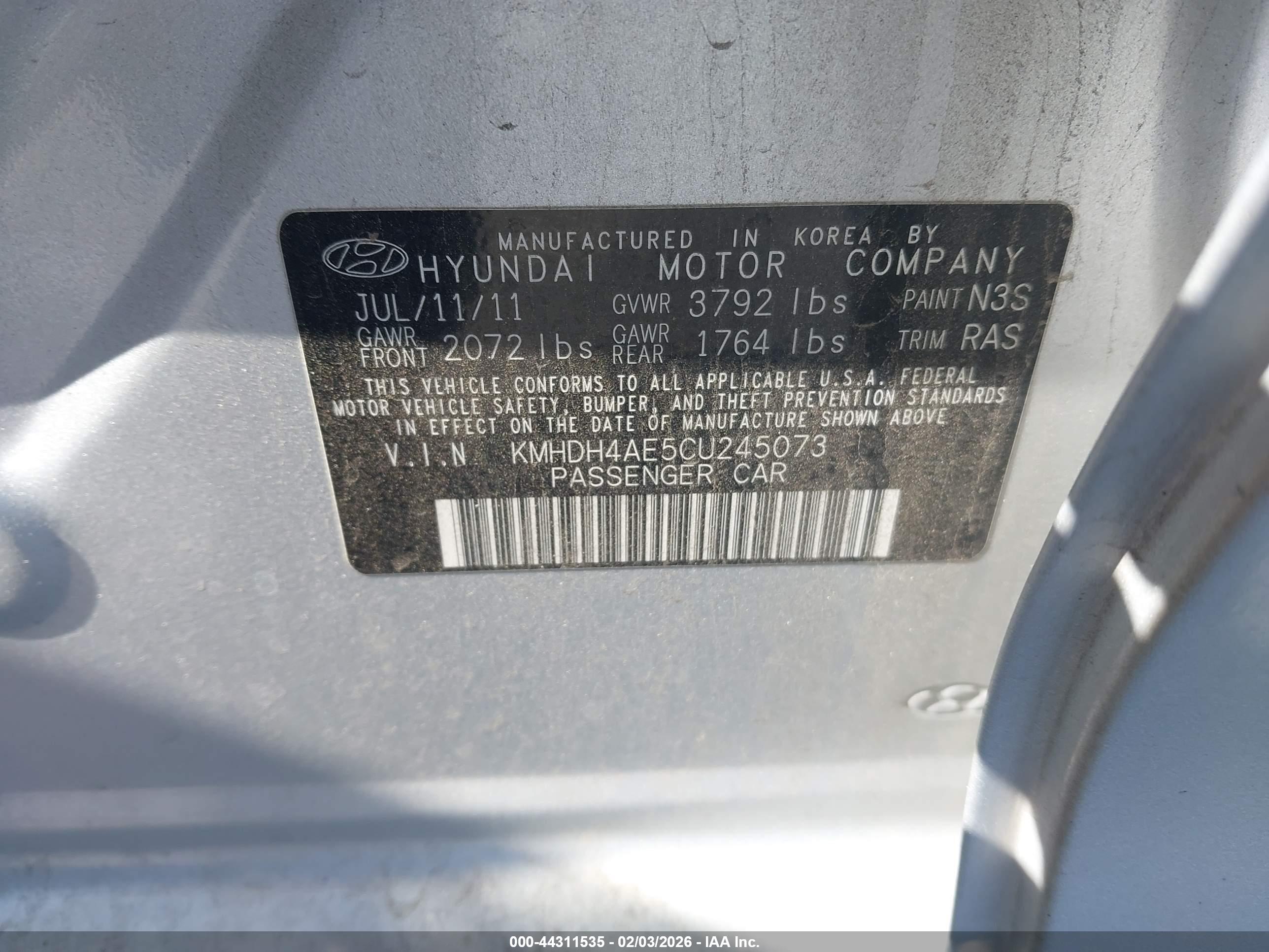 HYUNDAI ELANTRA image 9