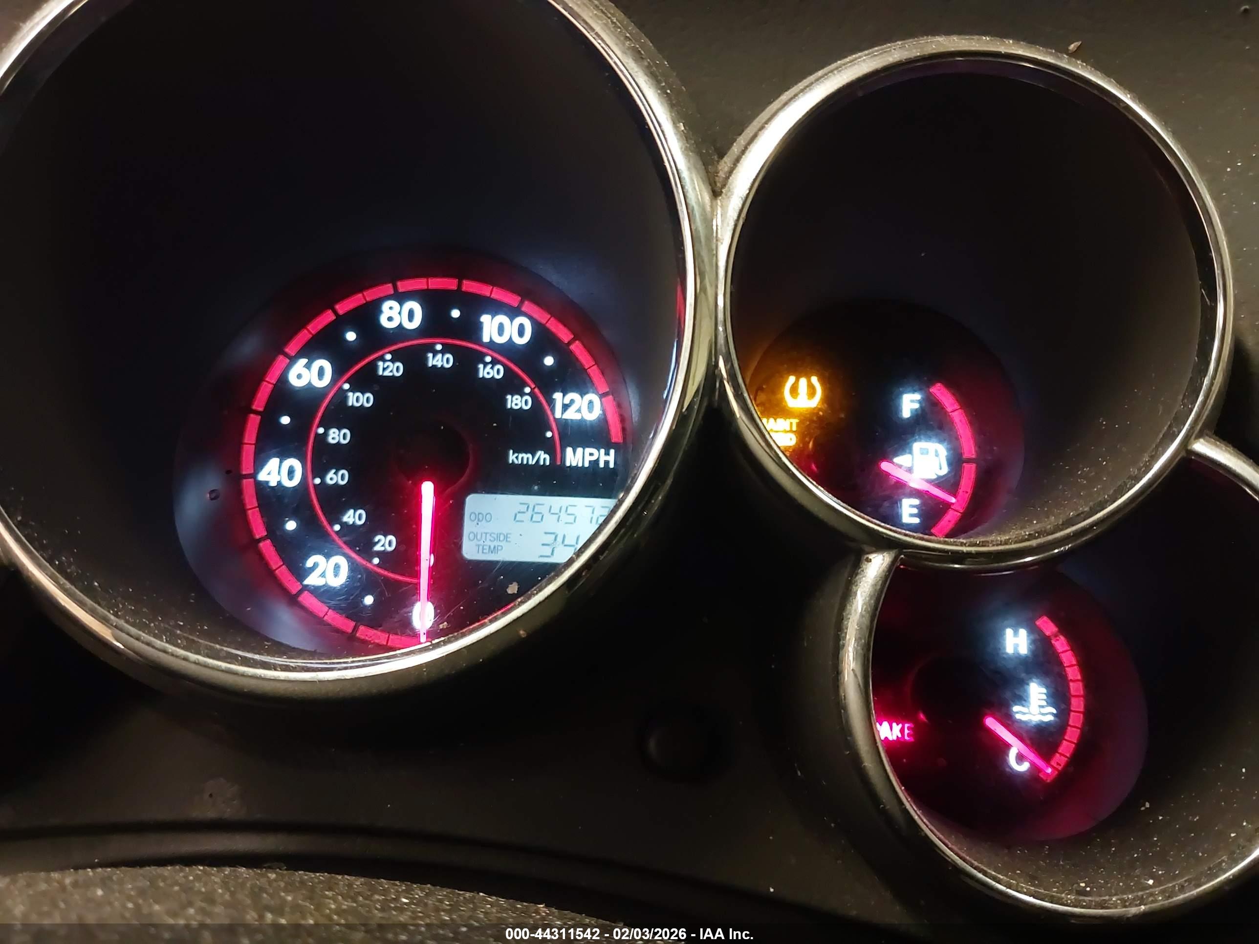 TOYOTA MATRIX image 7