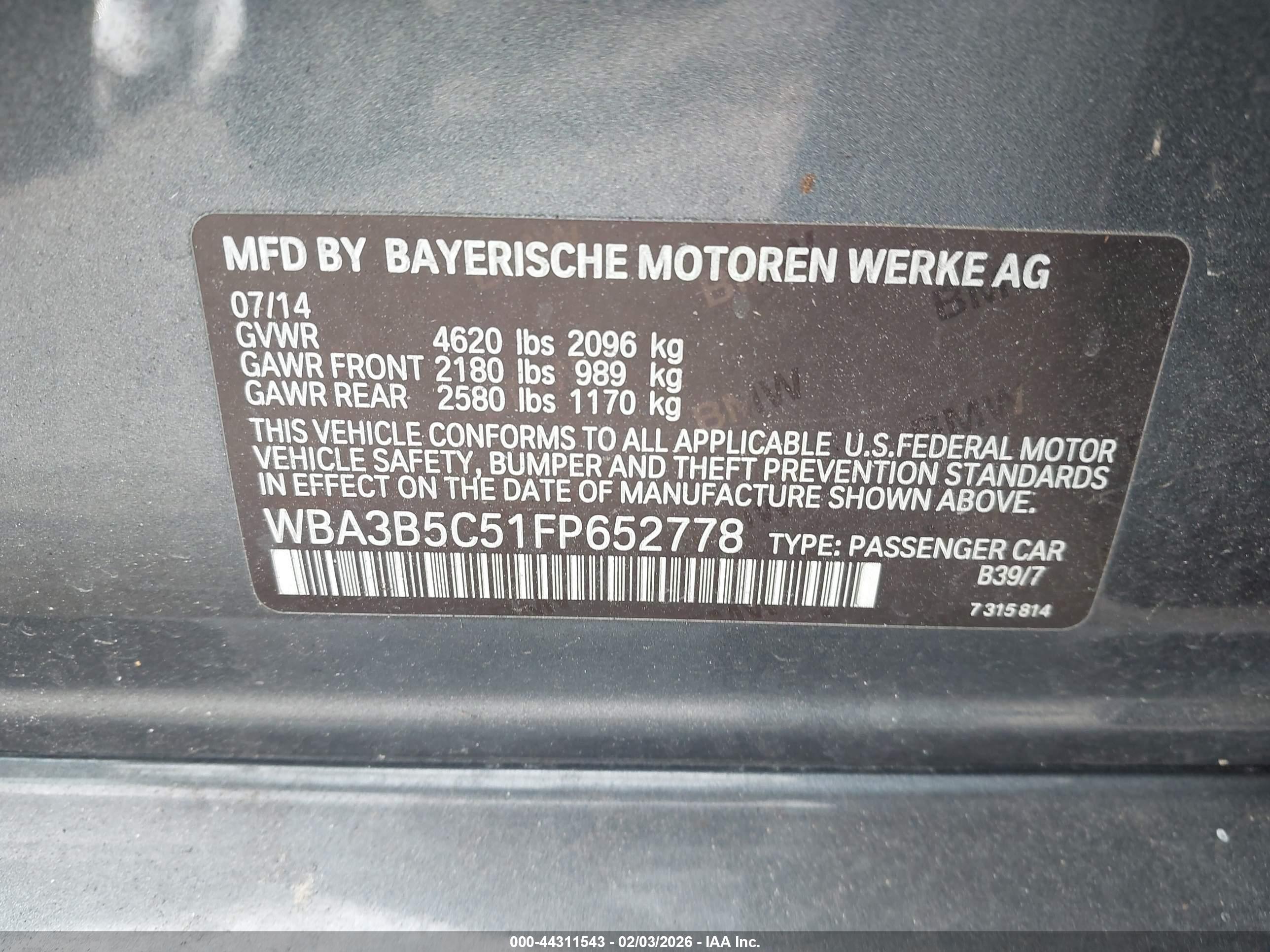 BMW 328I image 9