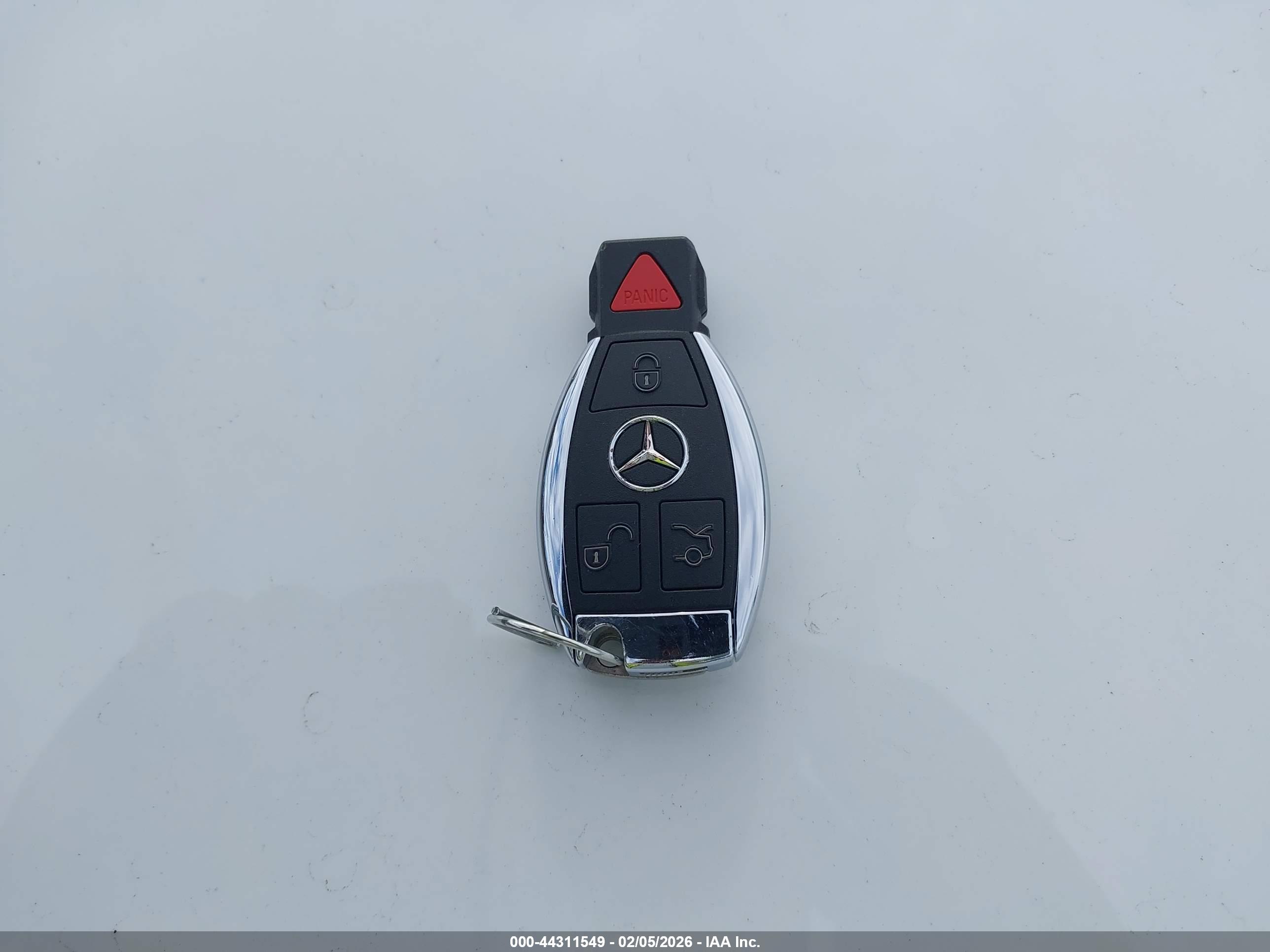 MERCEDES-BENZ GLC image 11