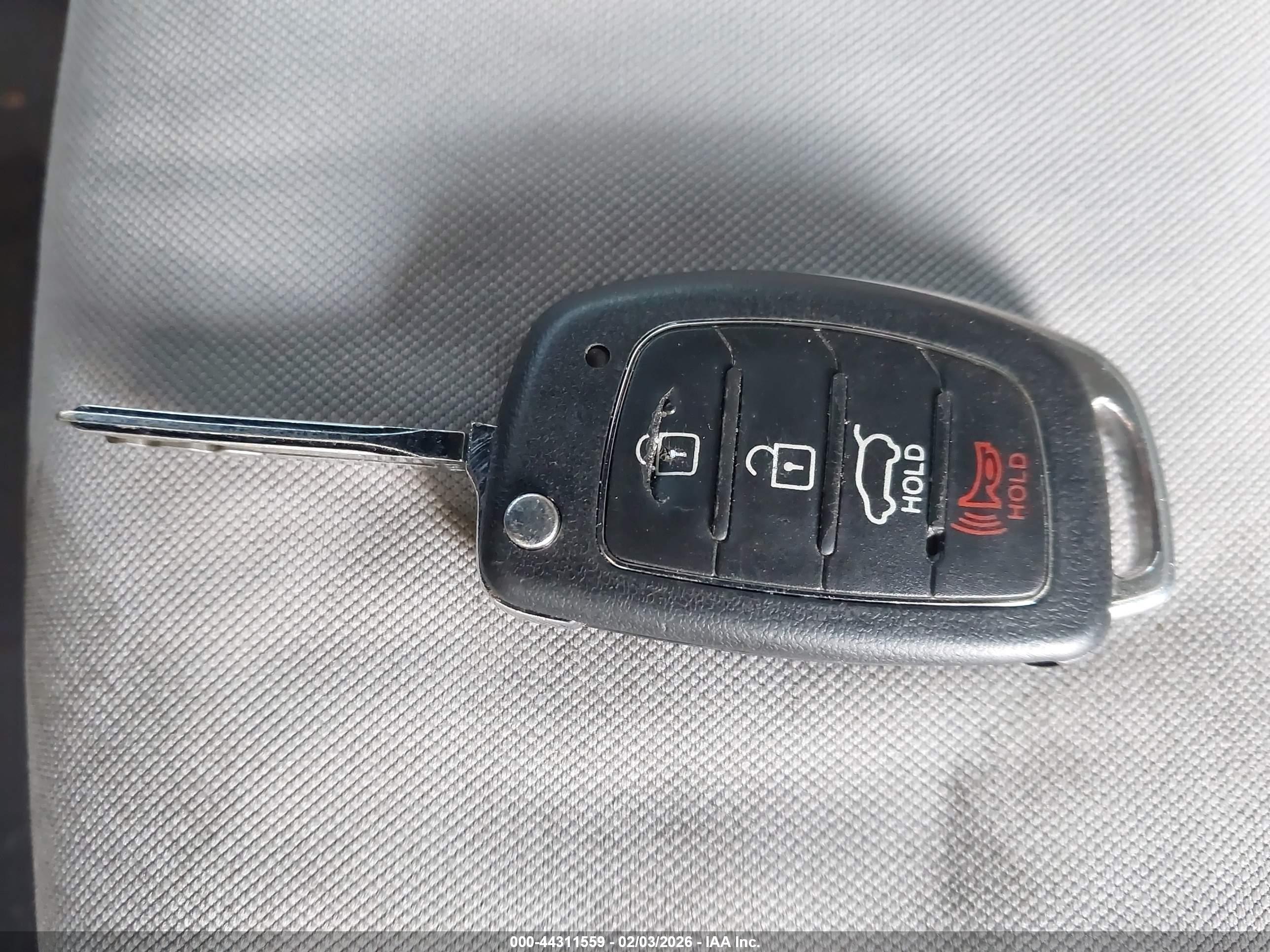 HYUNDAI SONATA image 11