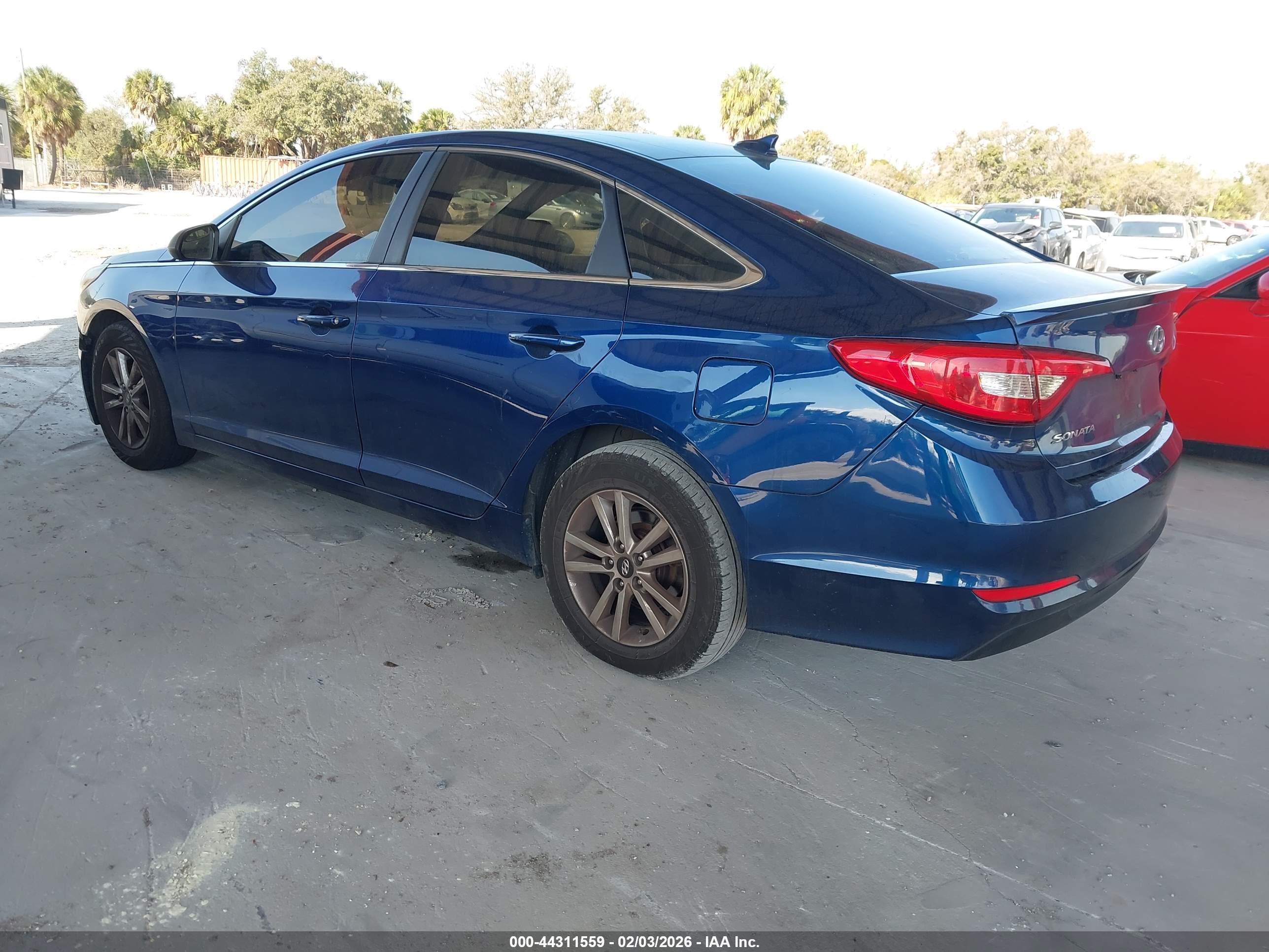HYUNDAI SONATA image 3