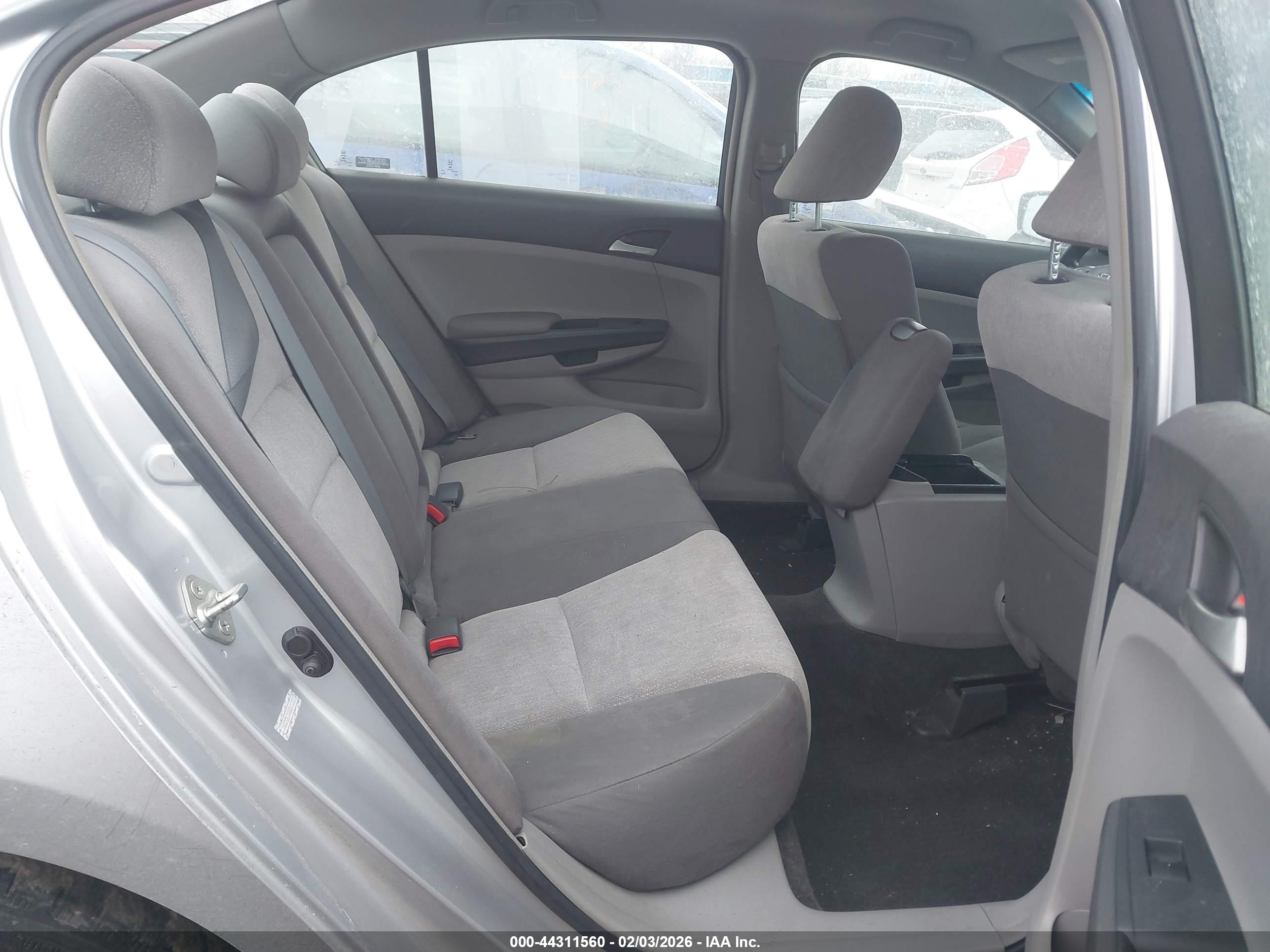 HONDA ACCORD image 8