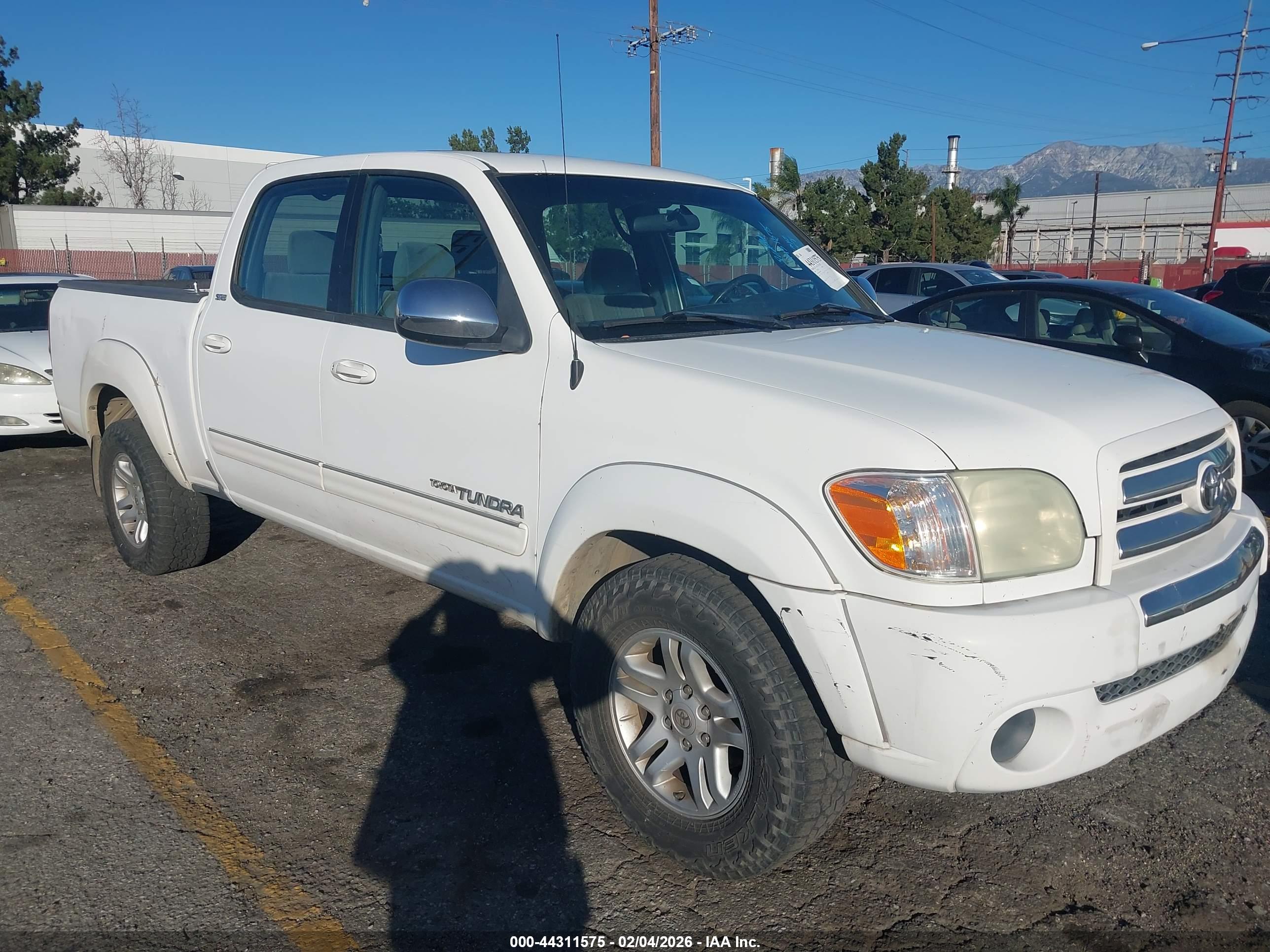 TOYOTA TUNDRA image 6