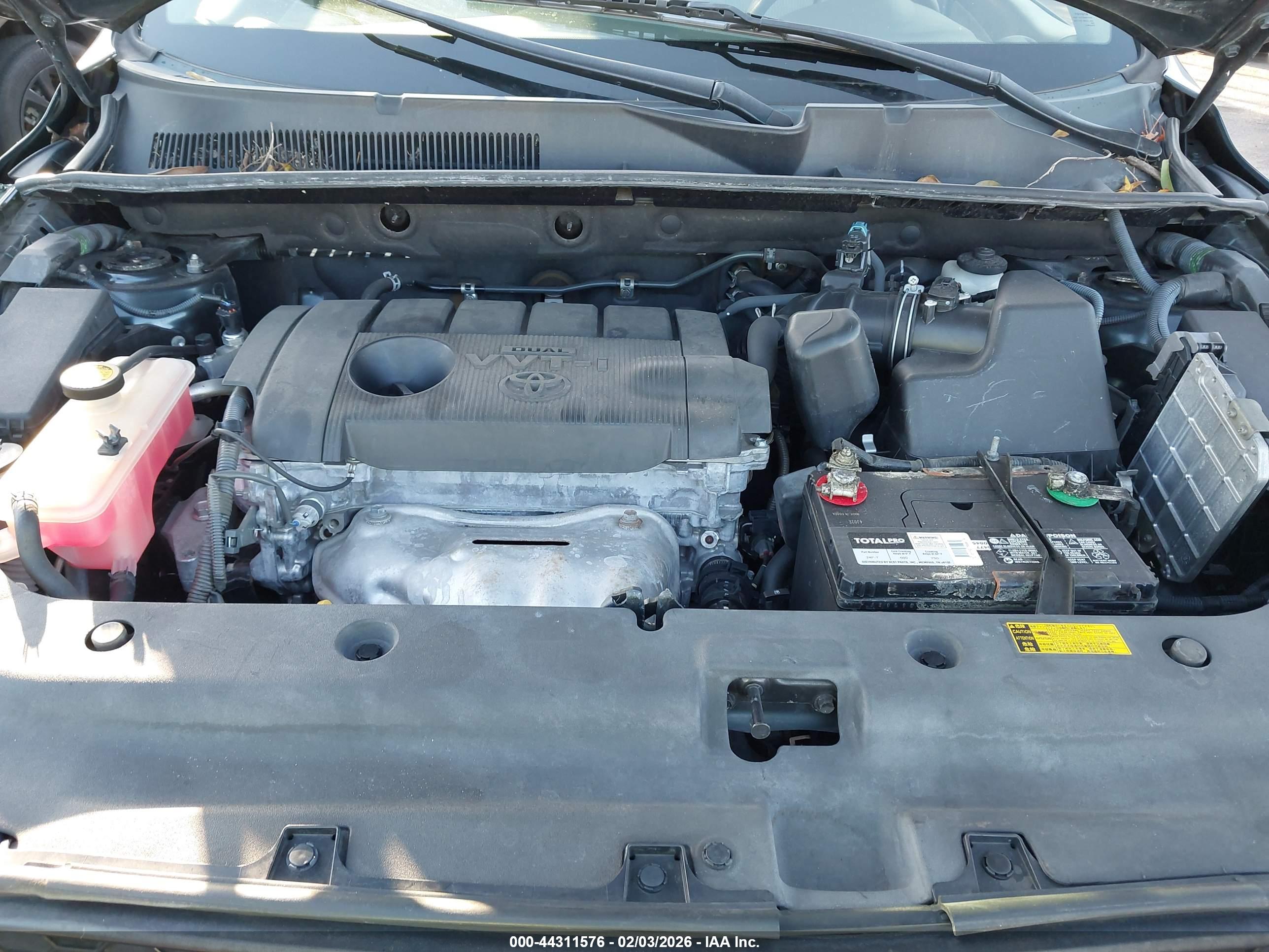 TOYOTA RAV4 image 10