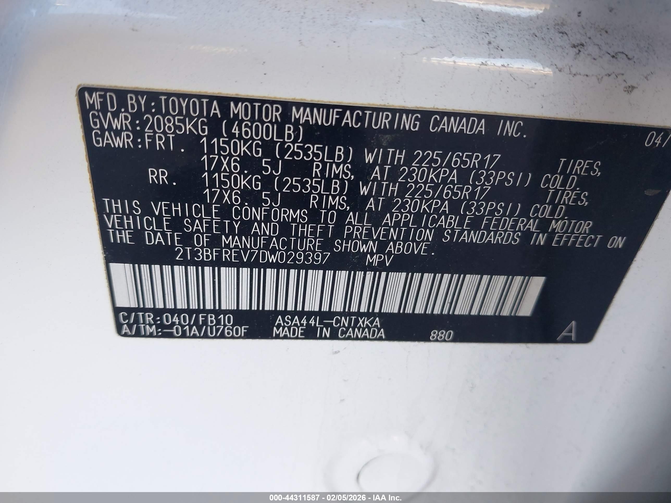 TOYOTA RAV4 image 9