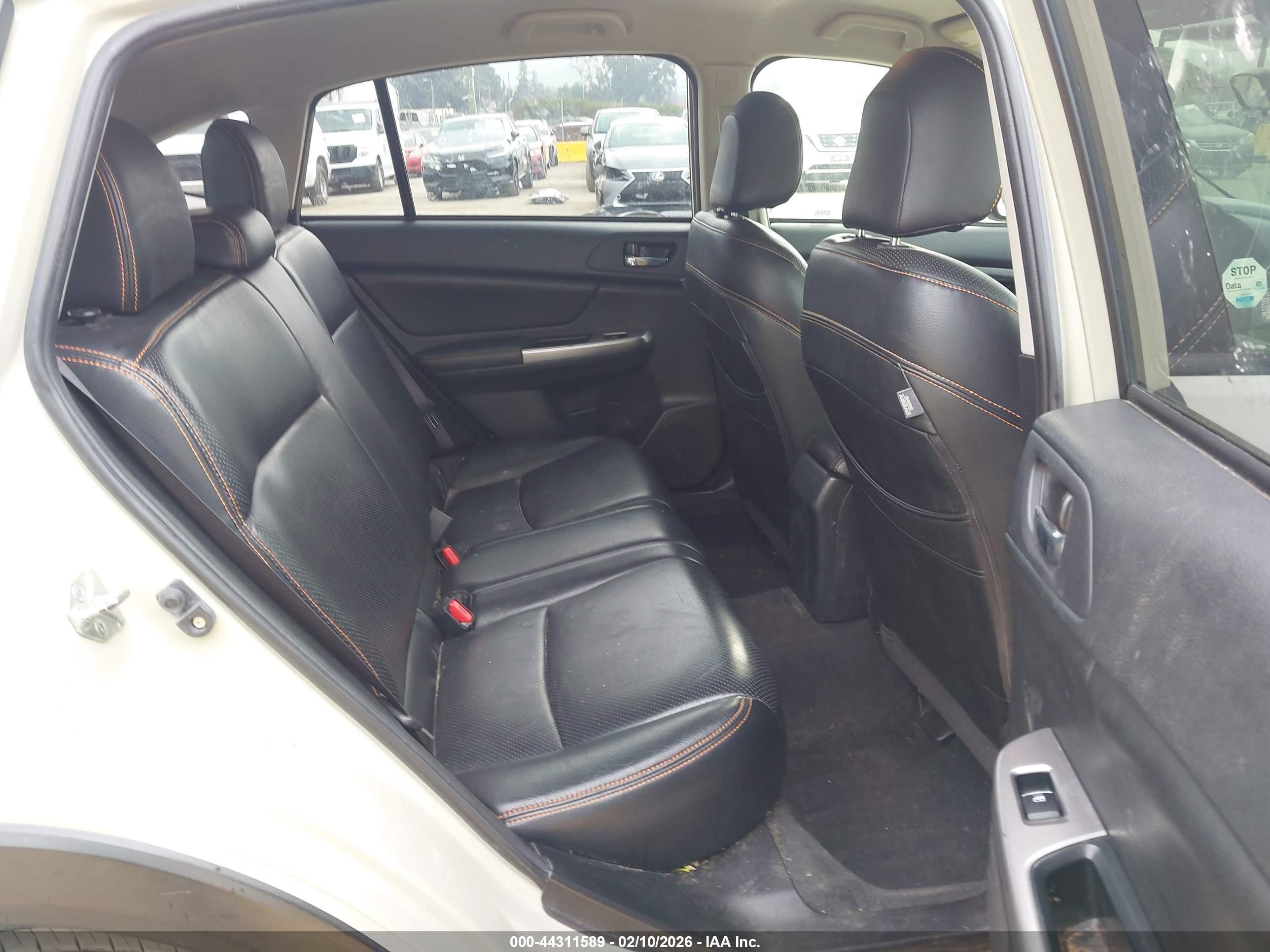 SUBARU CROSSTREK image 8