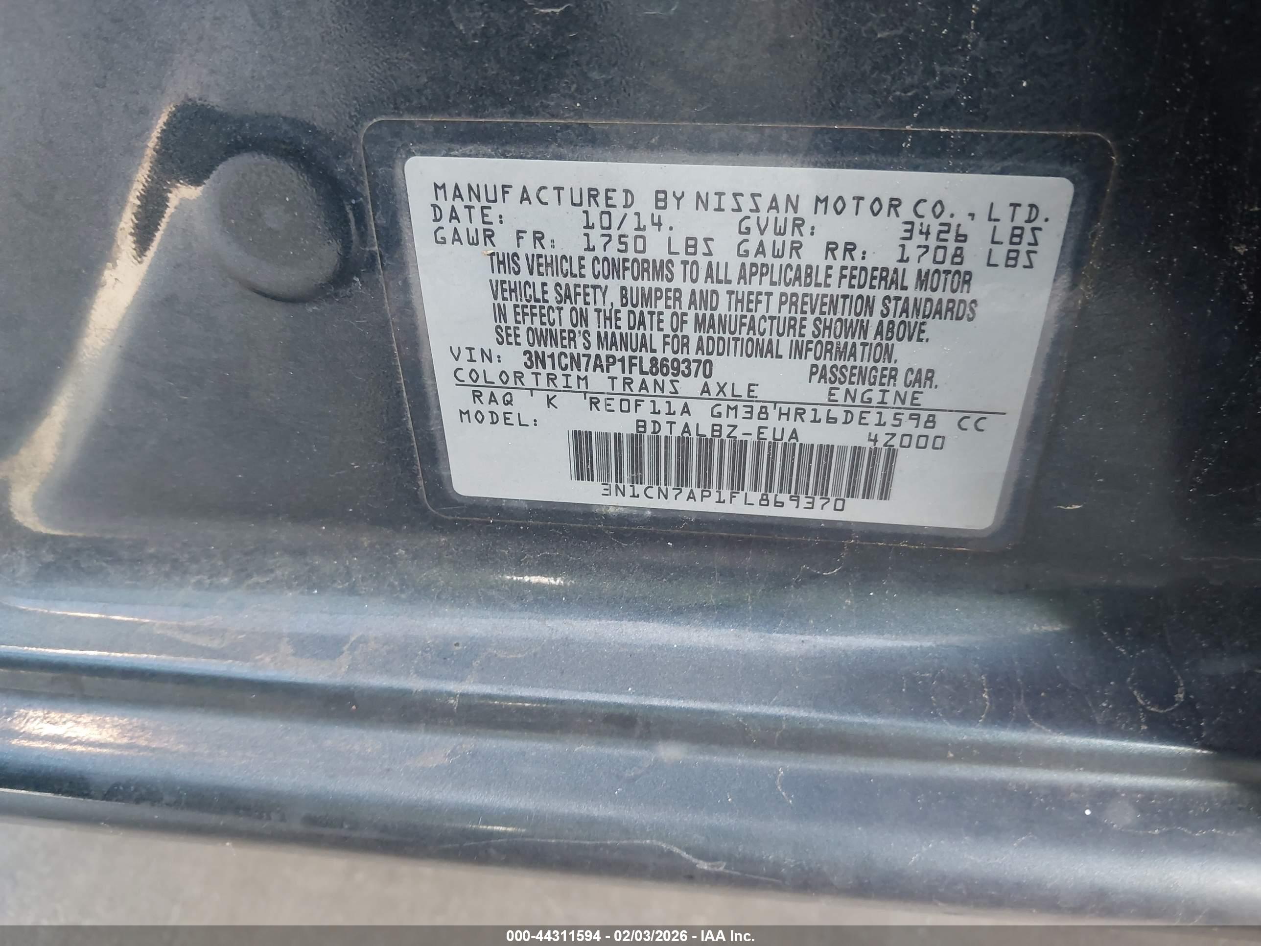 NISSAN VERSA image 9