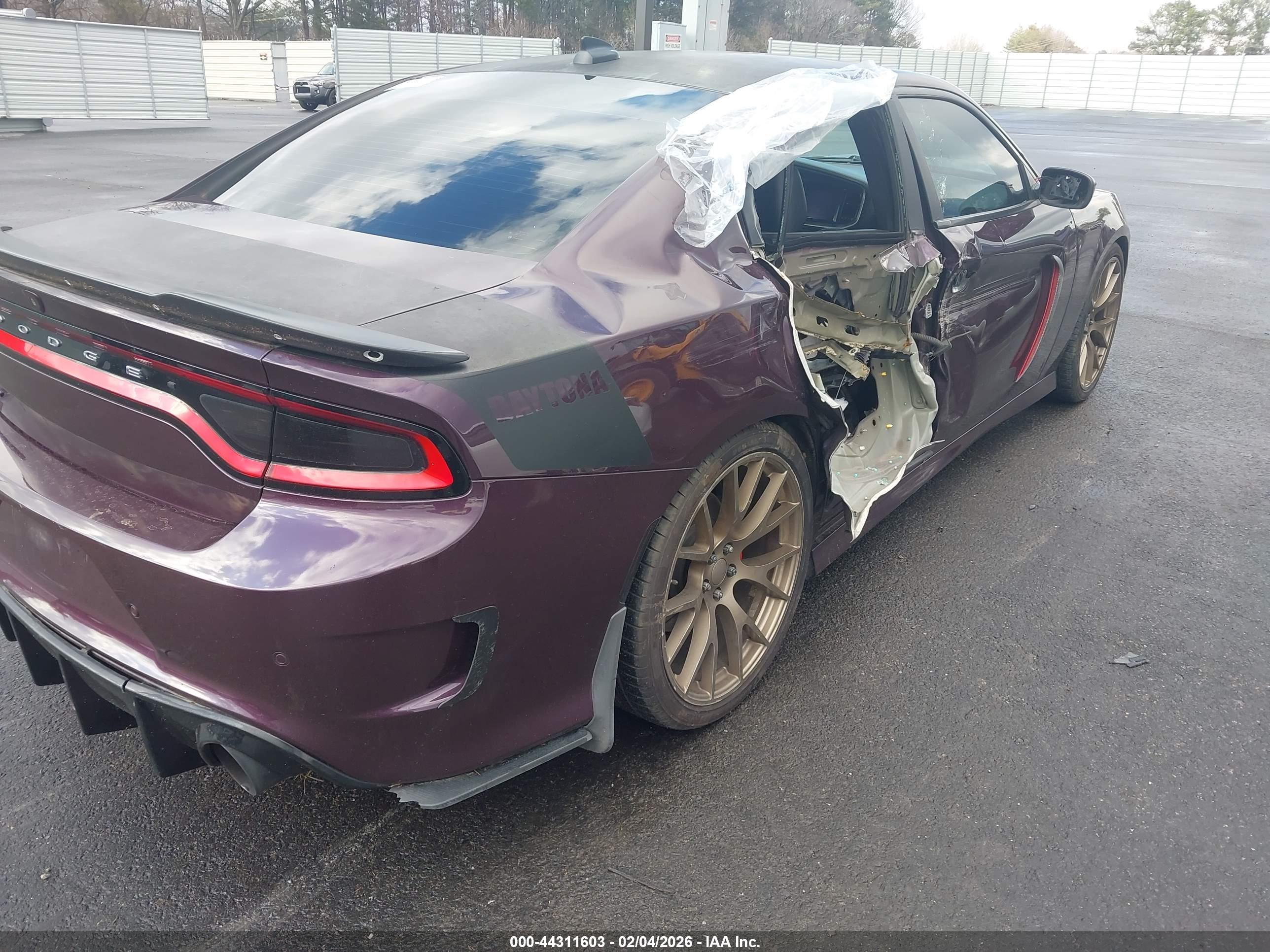 DODGE CHARGER image 4