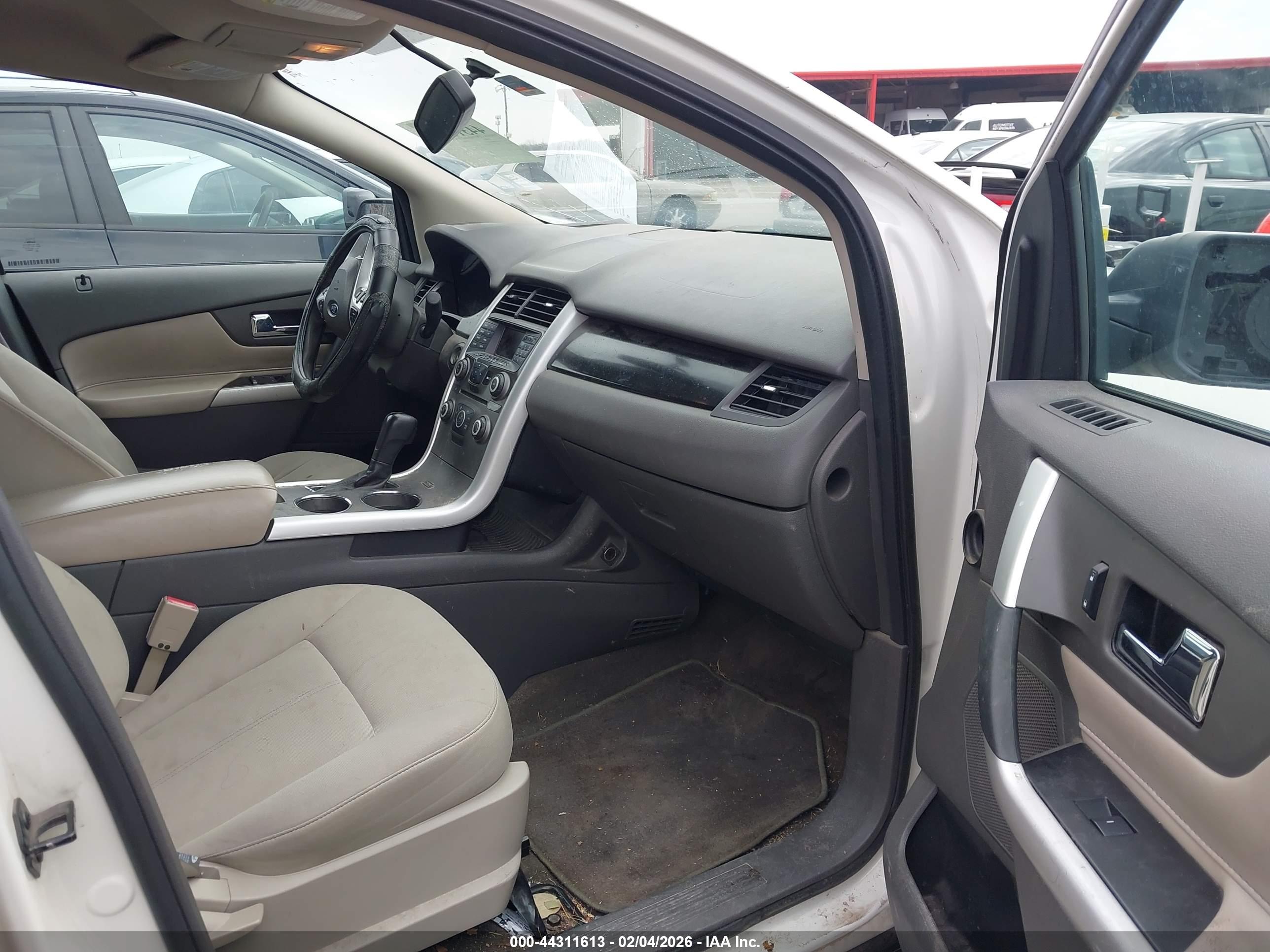 FORD EDGE image 5
