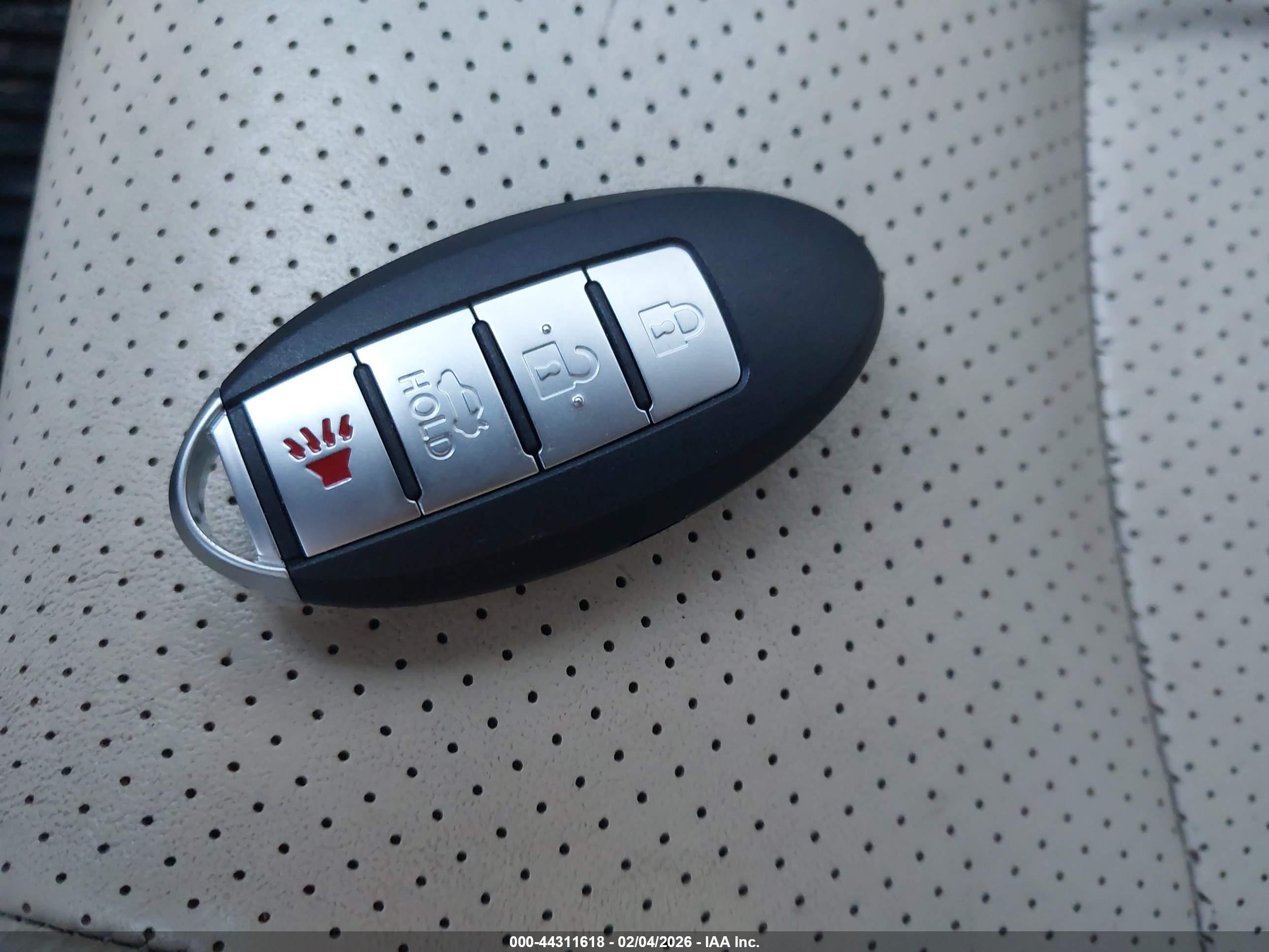 INFINITI G37X image 11