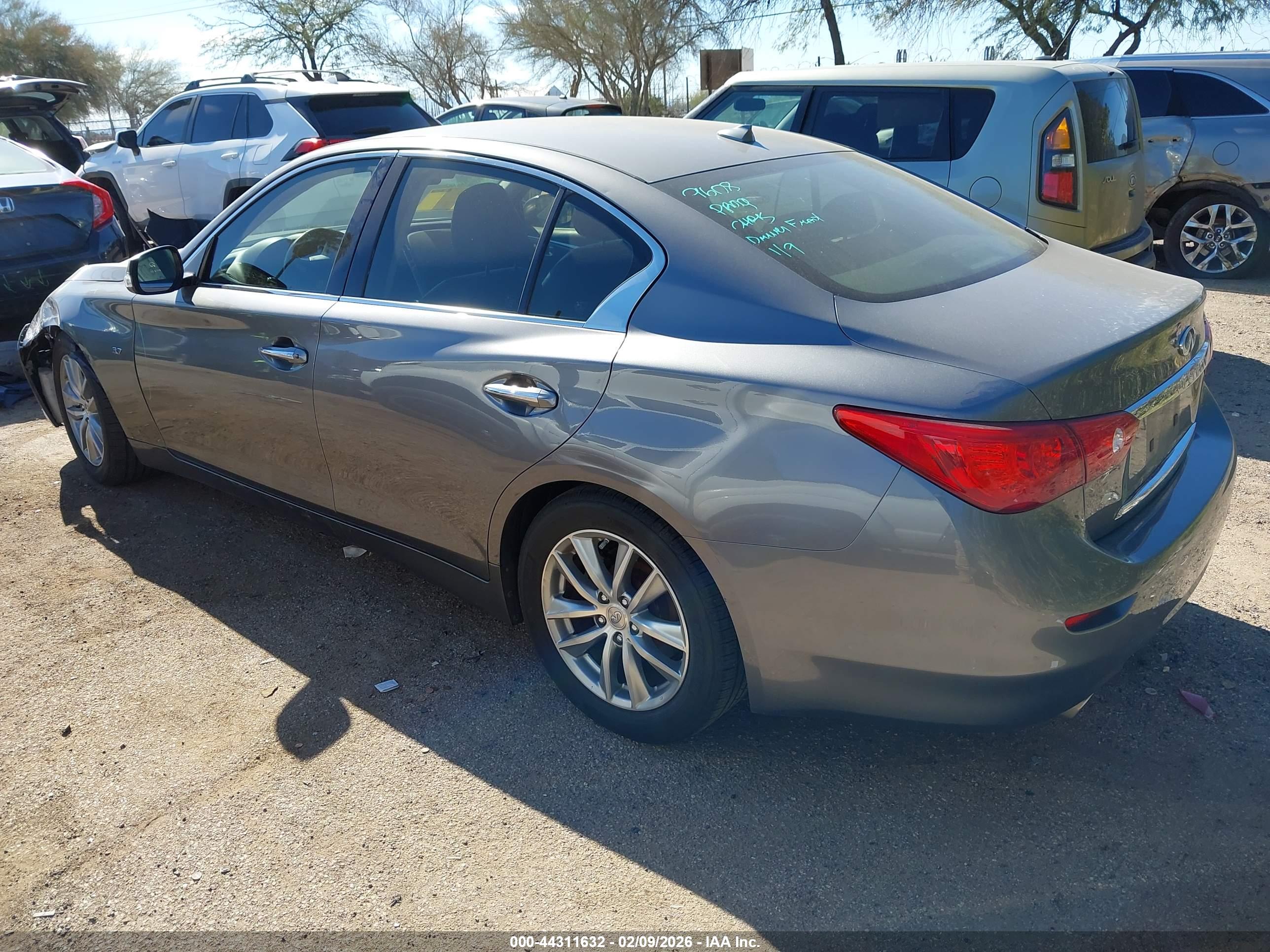 INFINITI Q50 image 3