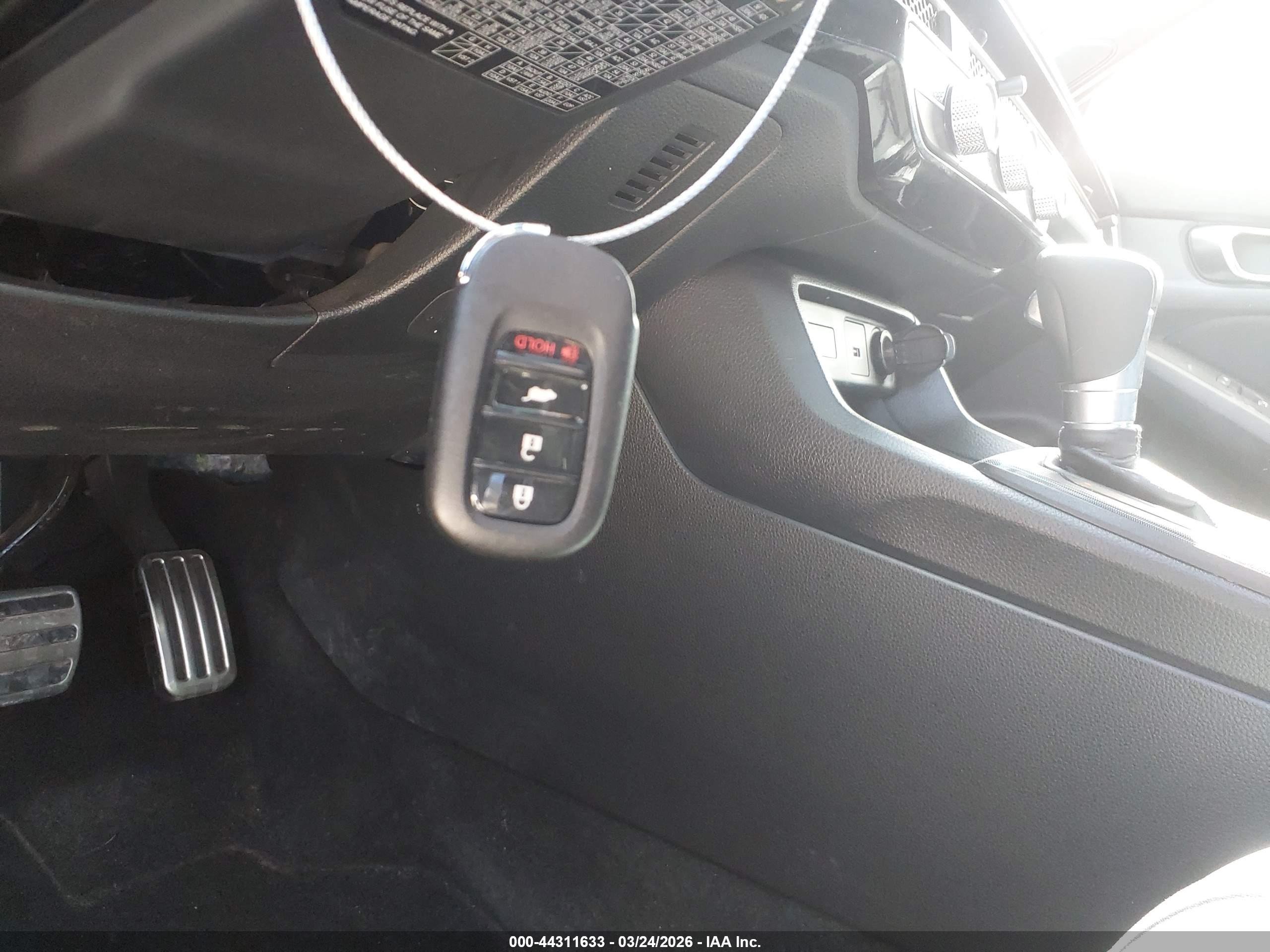 HONDA CIVIC image 11