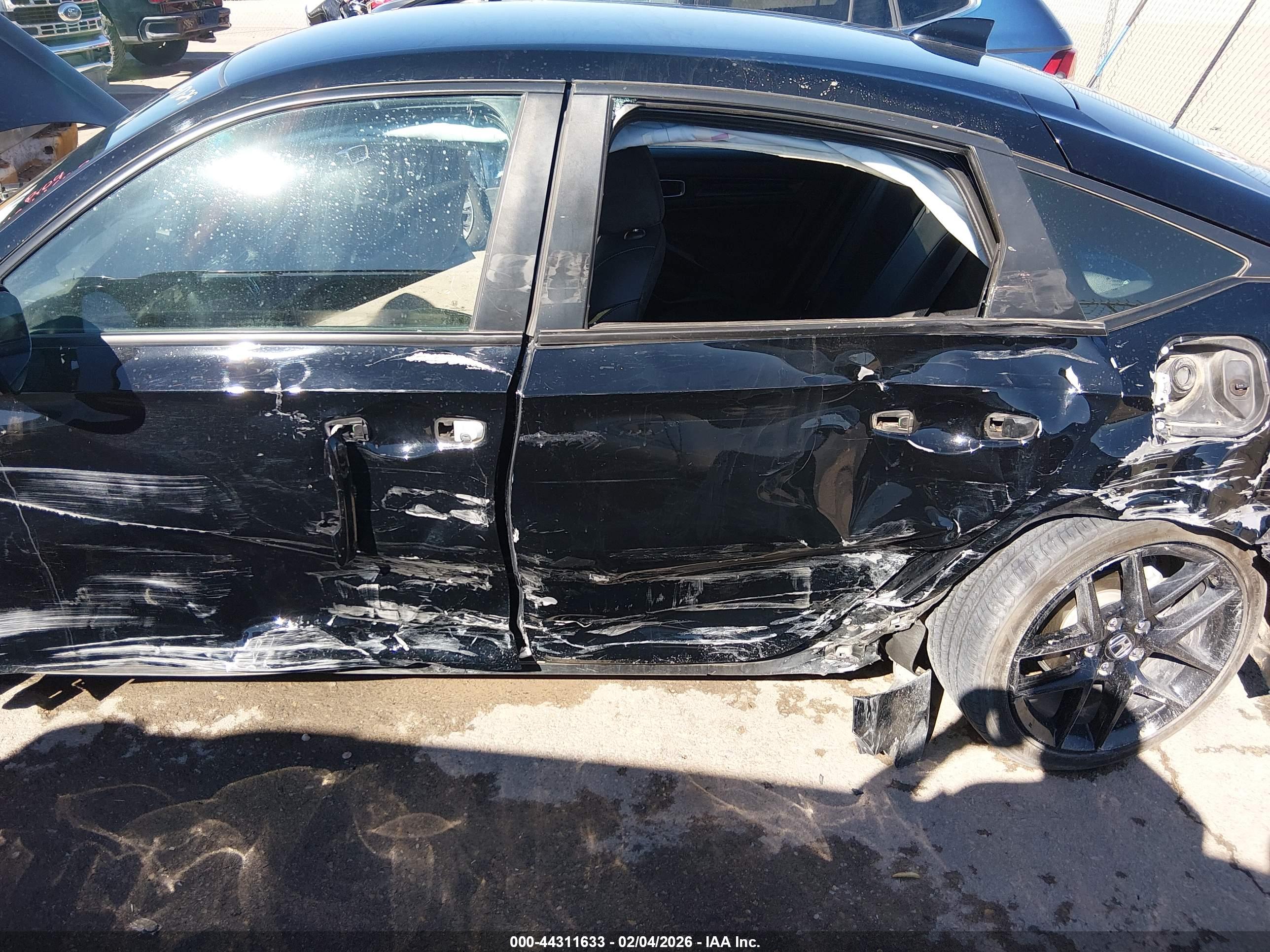 HONDA CIVIC image 6