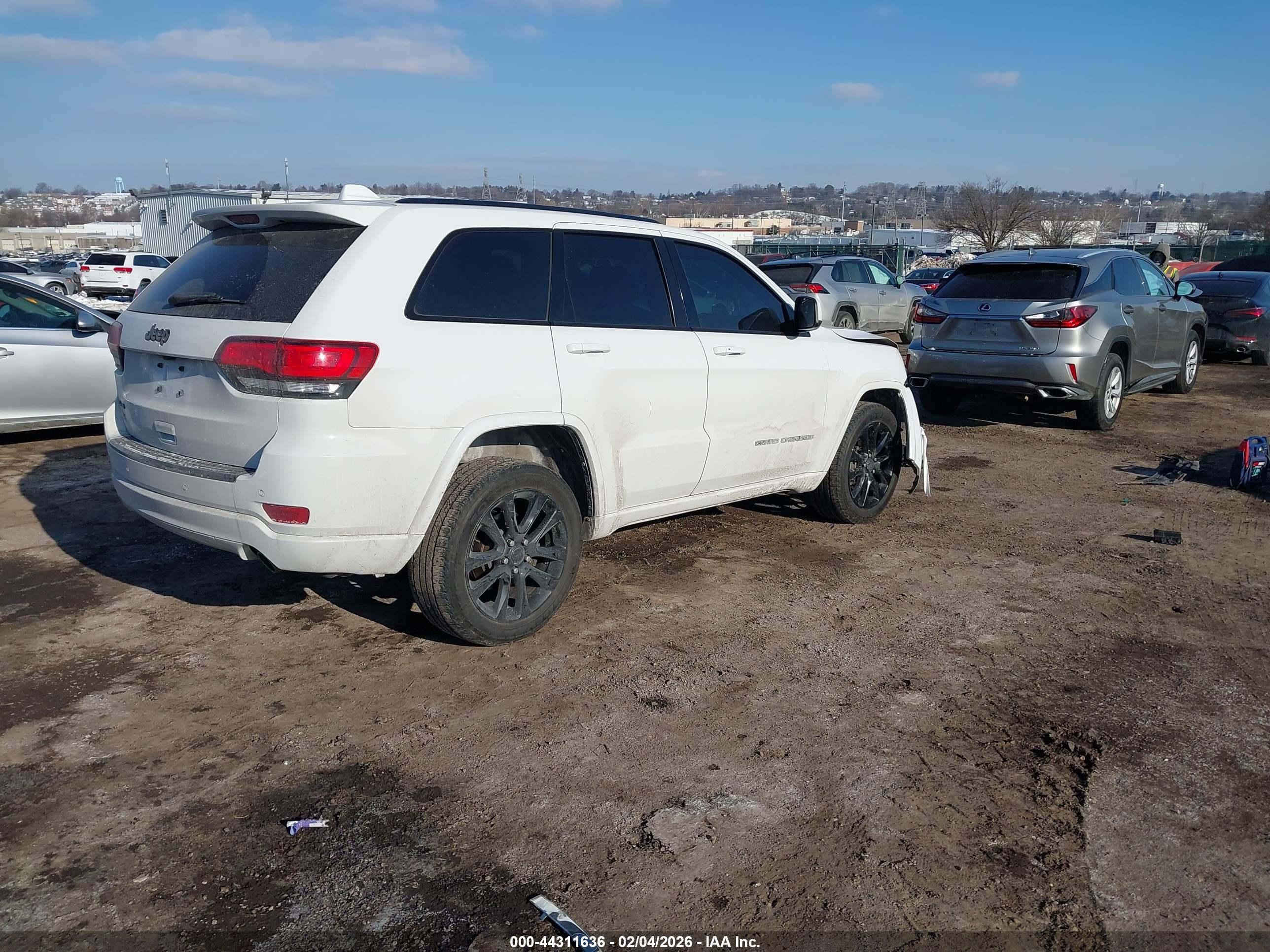 JEEP GRAND image 4