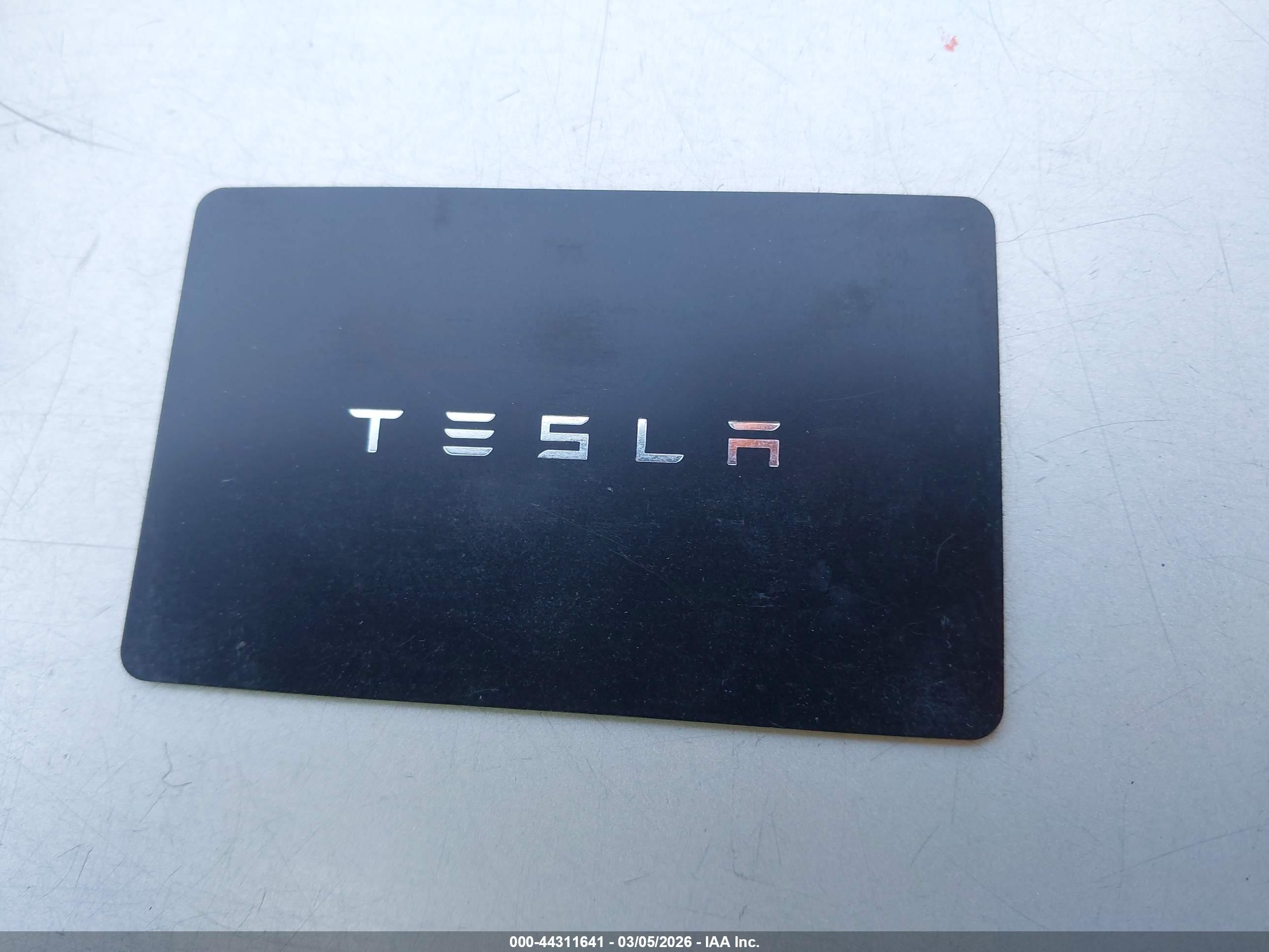 TESLA MODEL image 11