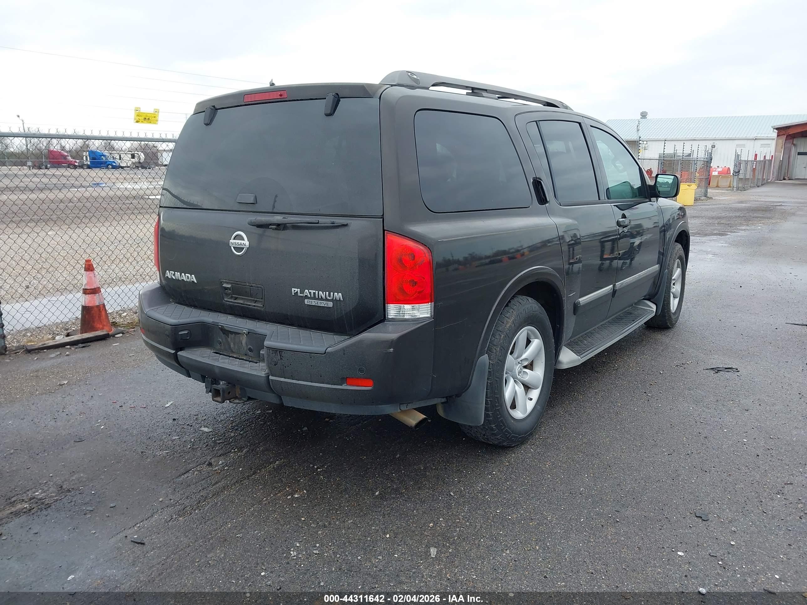 NISSAN ARMADA image 4