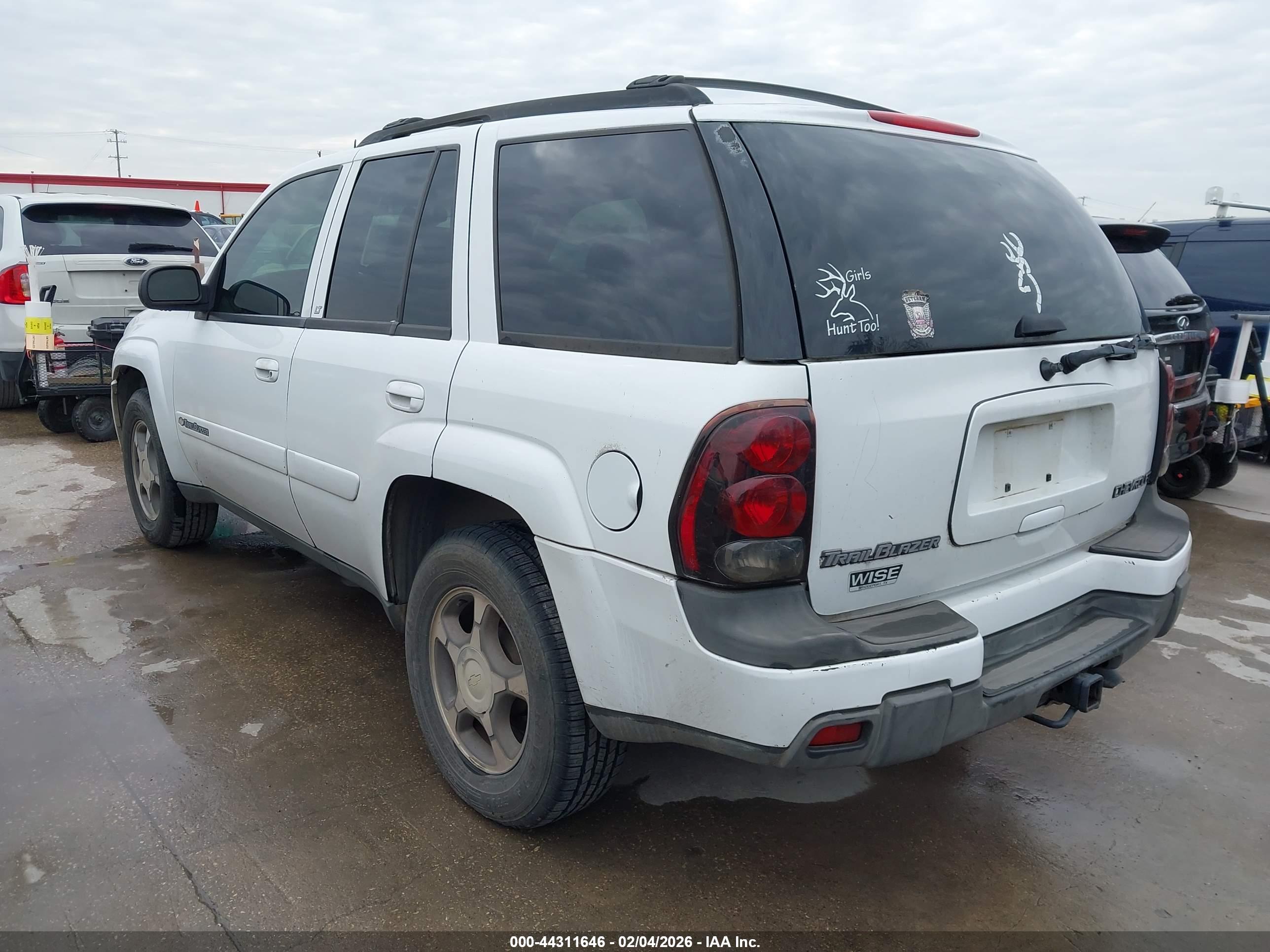 CHEVROLET TRAILBLAZER image 3