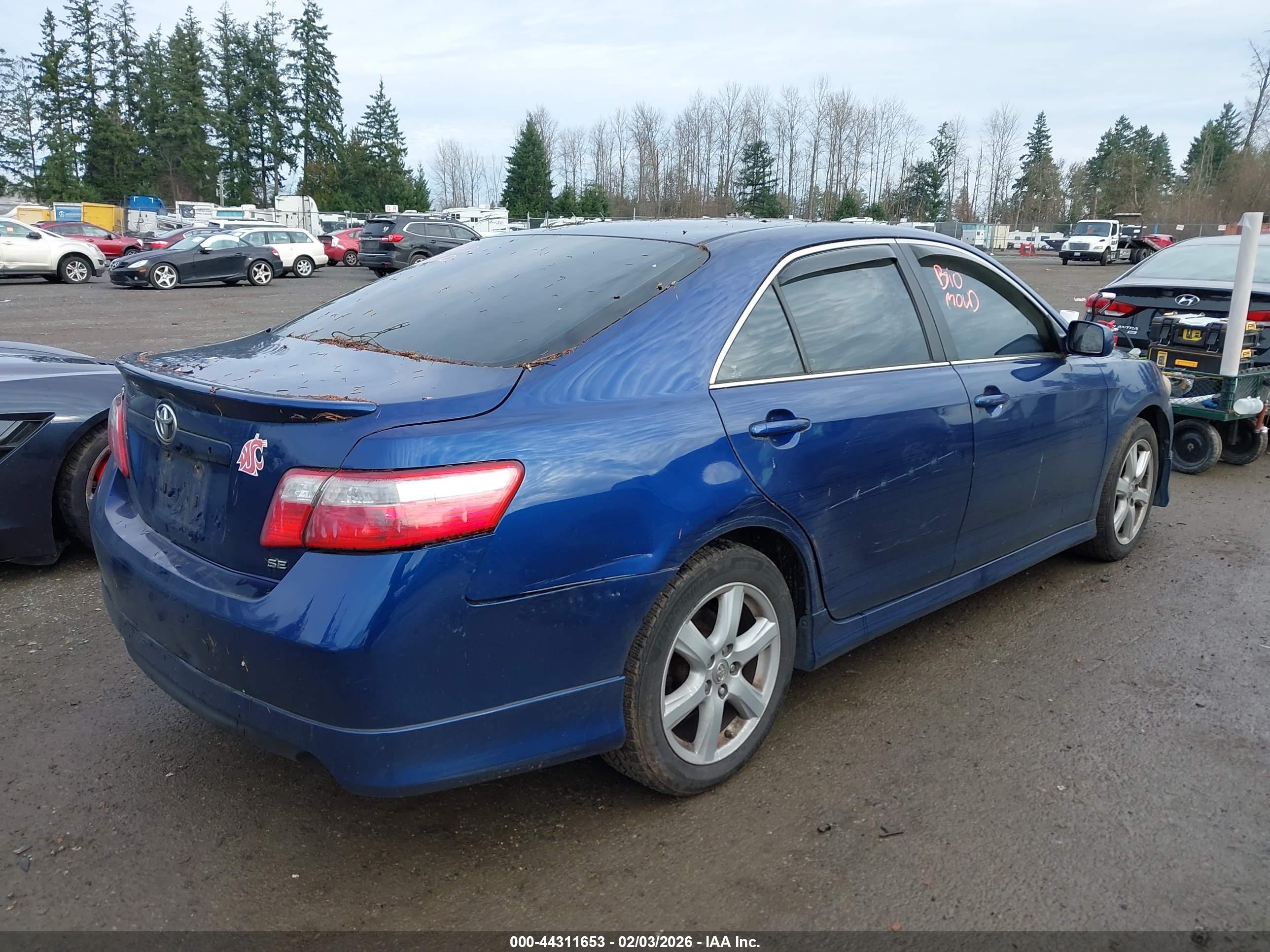 TOYOTA CAMRY image 6