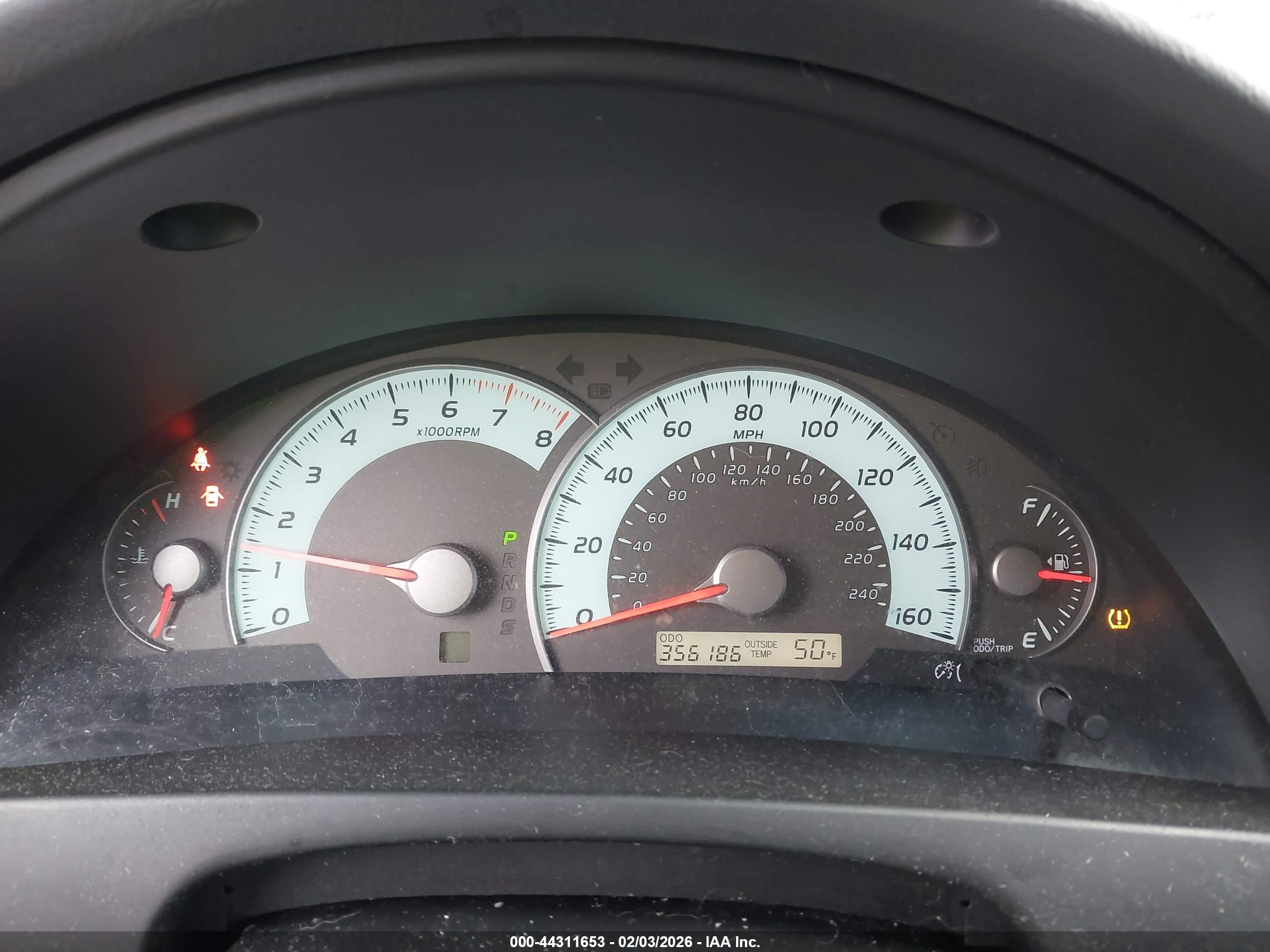 TOYOTA CAMRY image 7