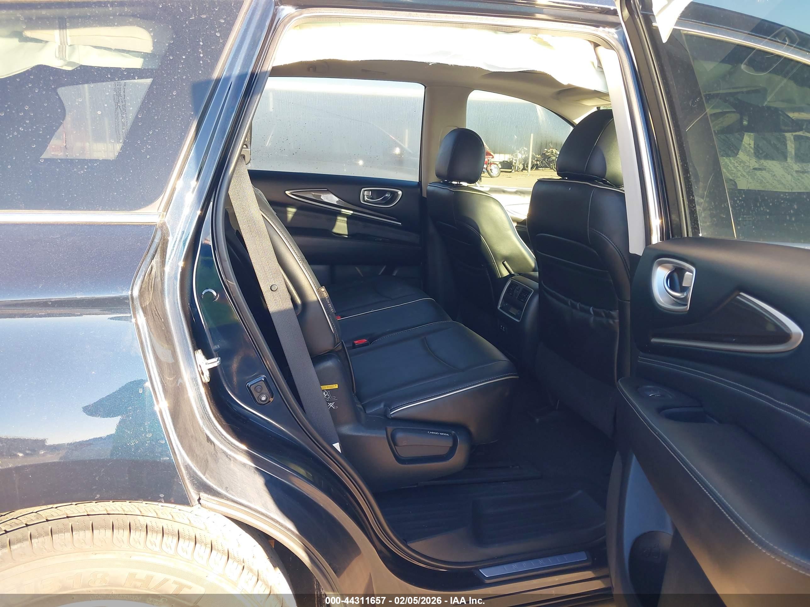 INFINITI QX60 image 8
