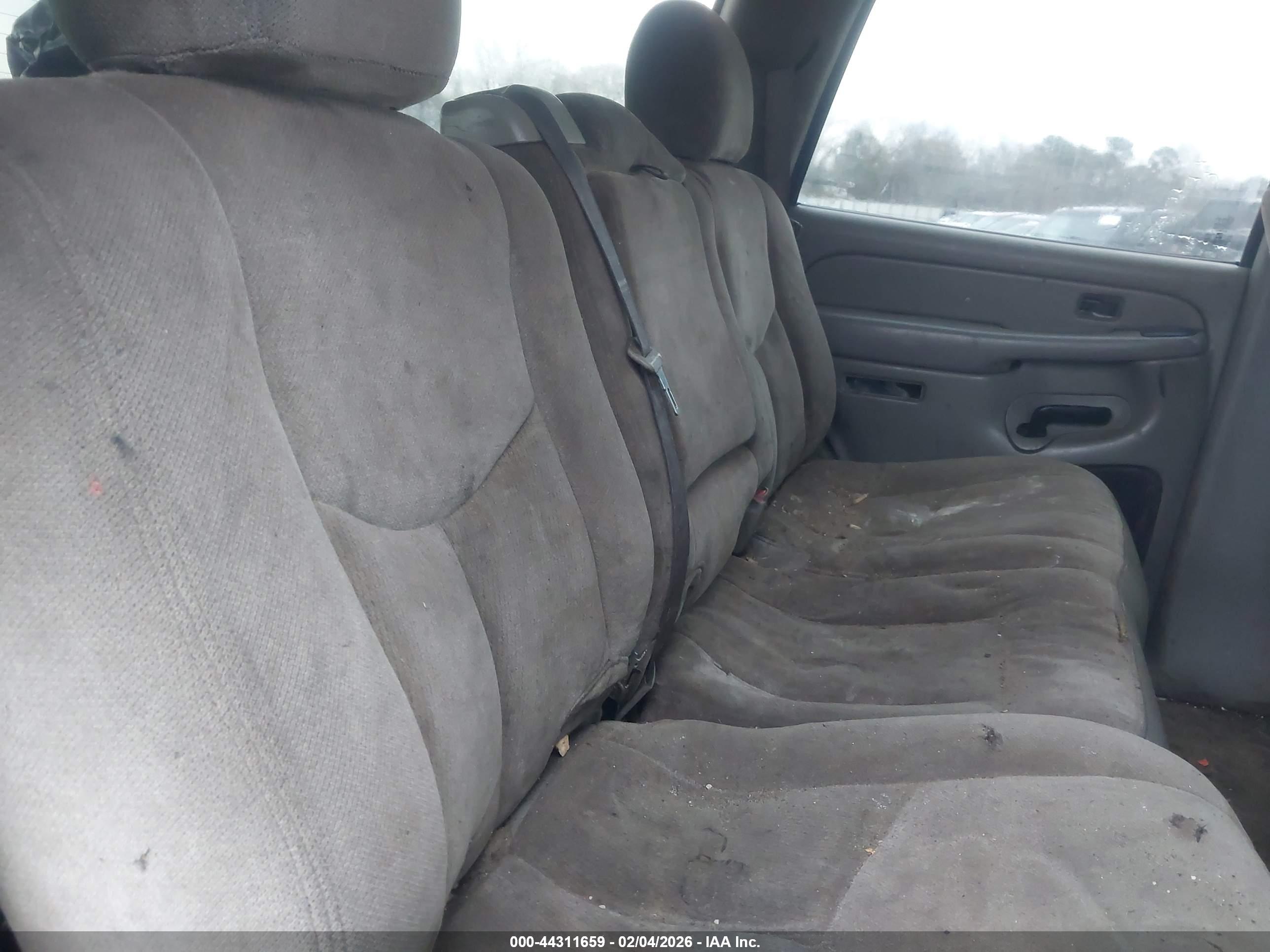 GMC YUKON image 8