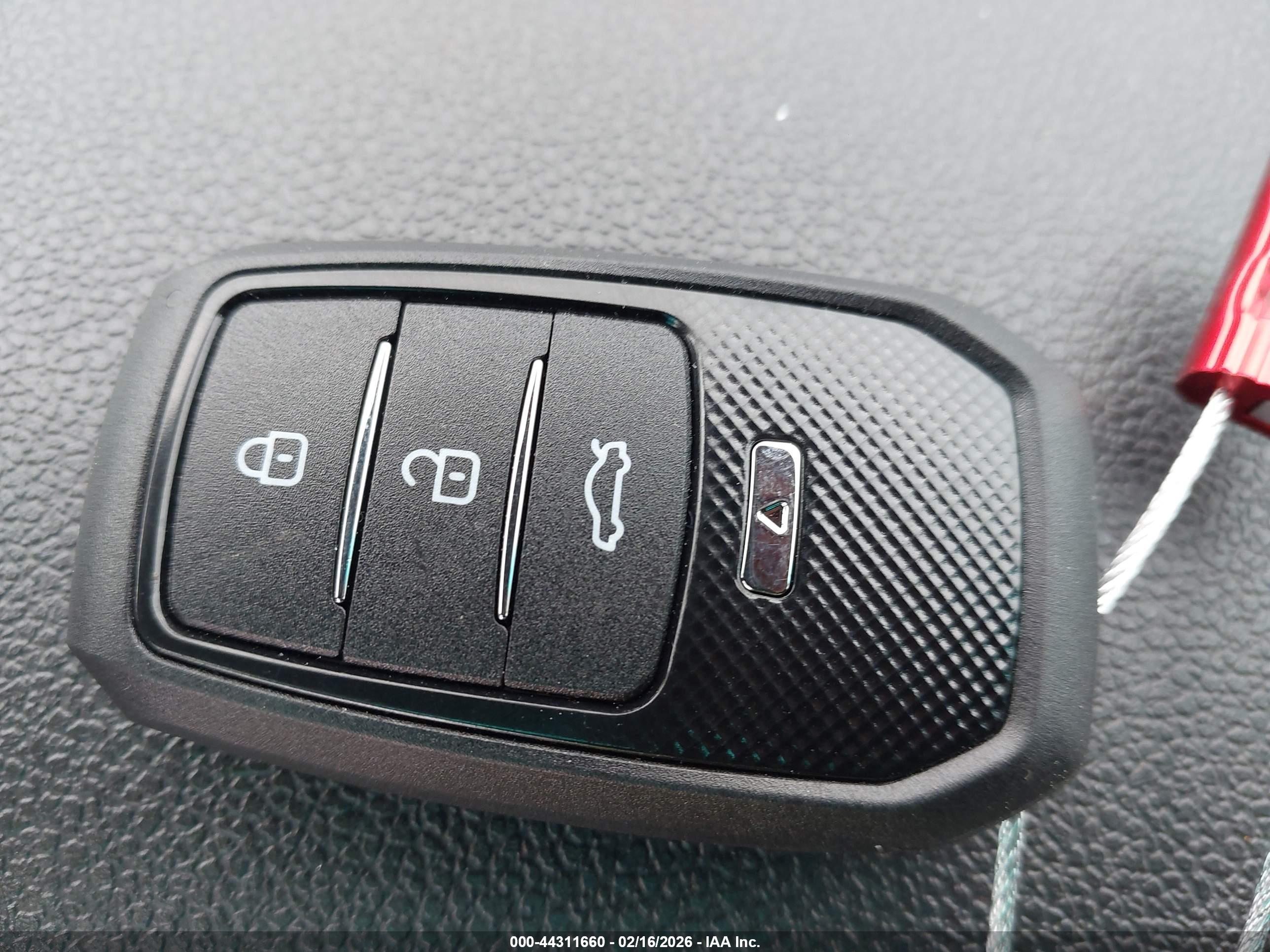 FORD EXPLORER image 11