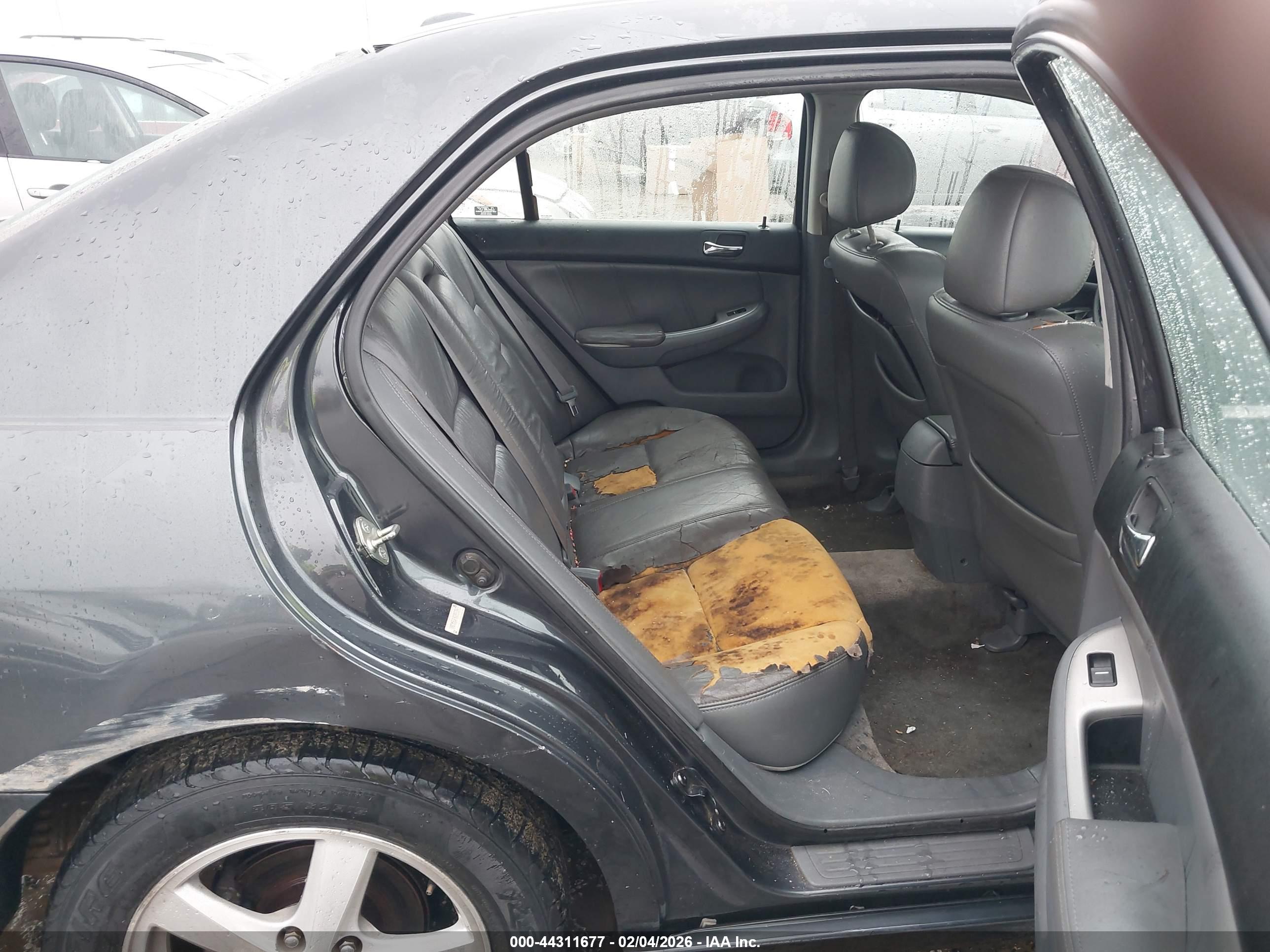 HONDA ACCORD image 8