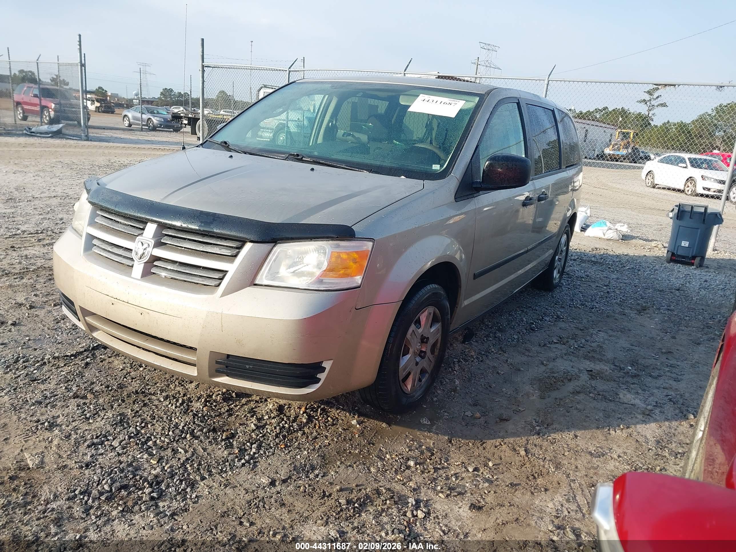 DODGE GRAND image 2
