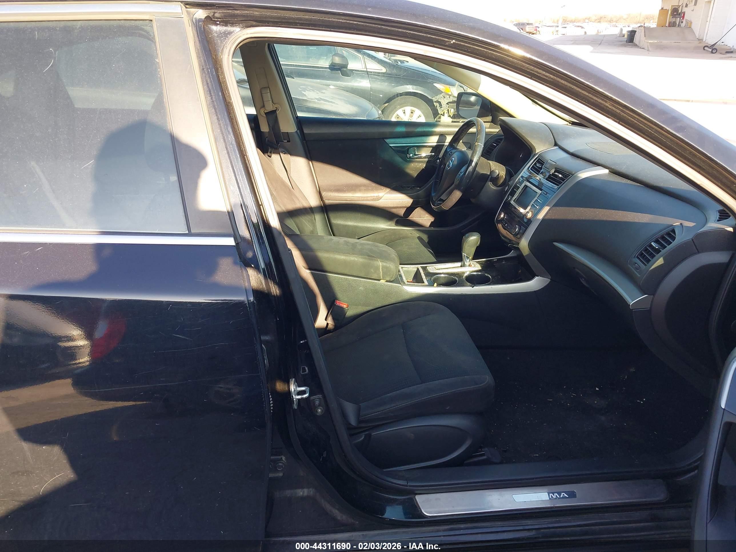 NISSAN ALTIMA image 5