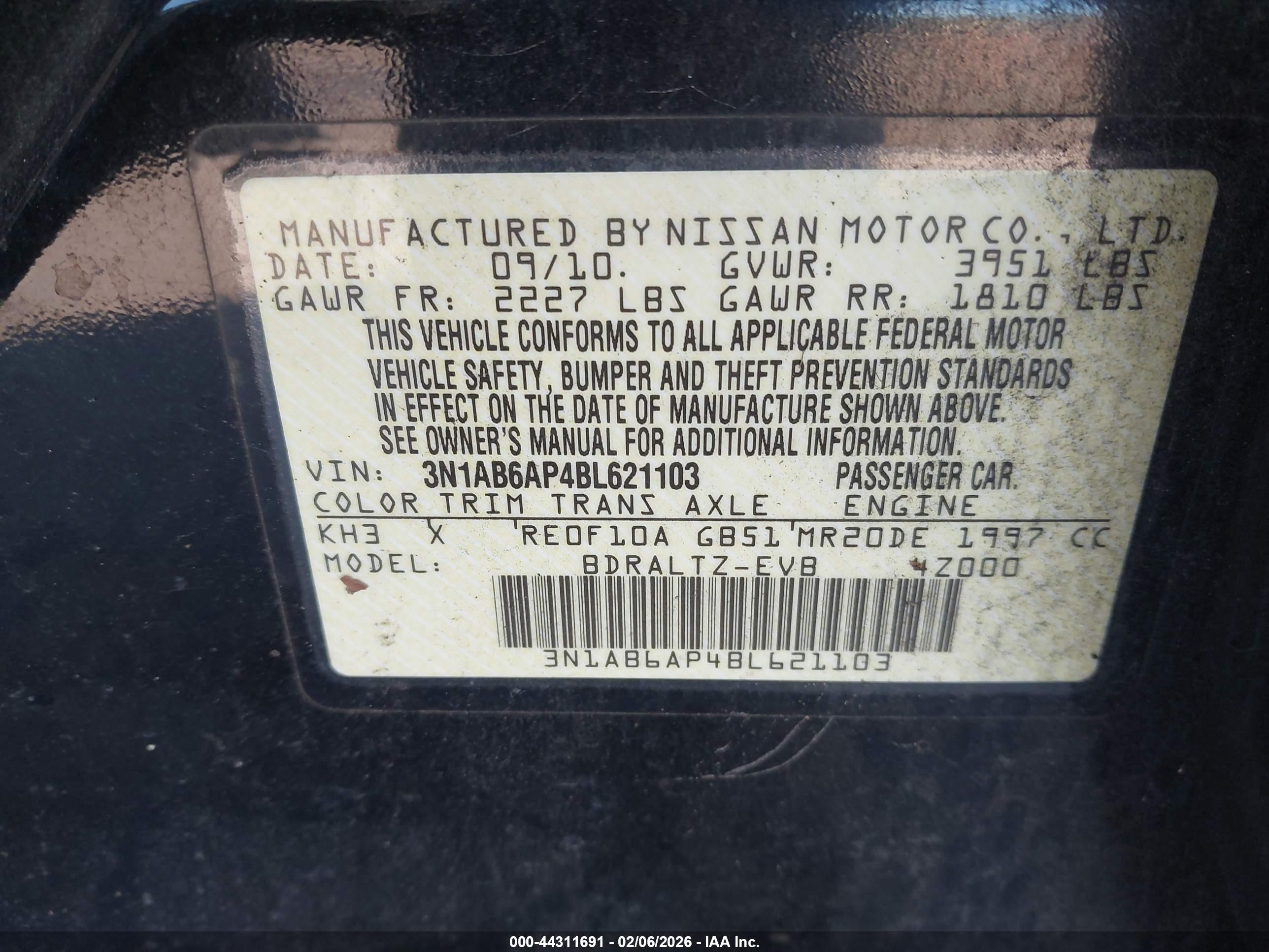 NISSAN SENTRA image 9