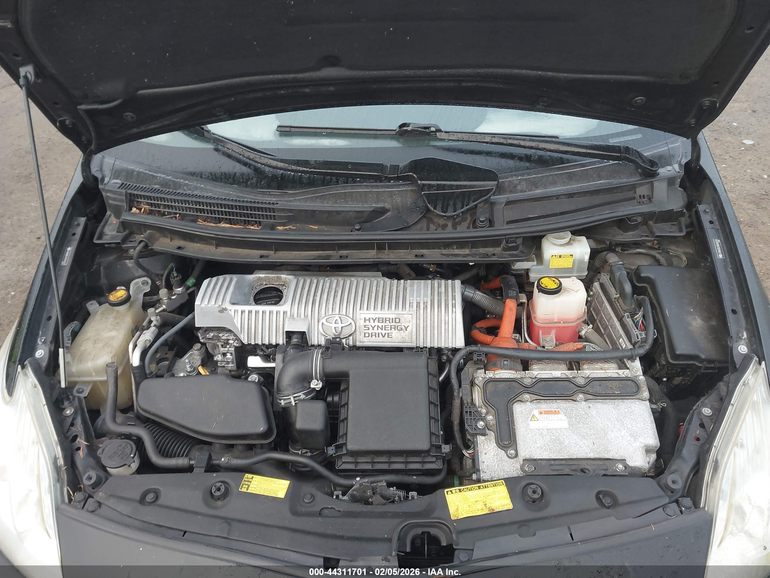 TOYOTA PRIUS image 10