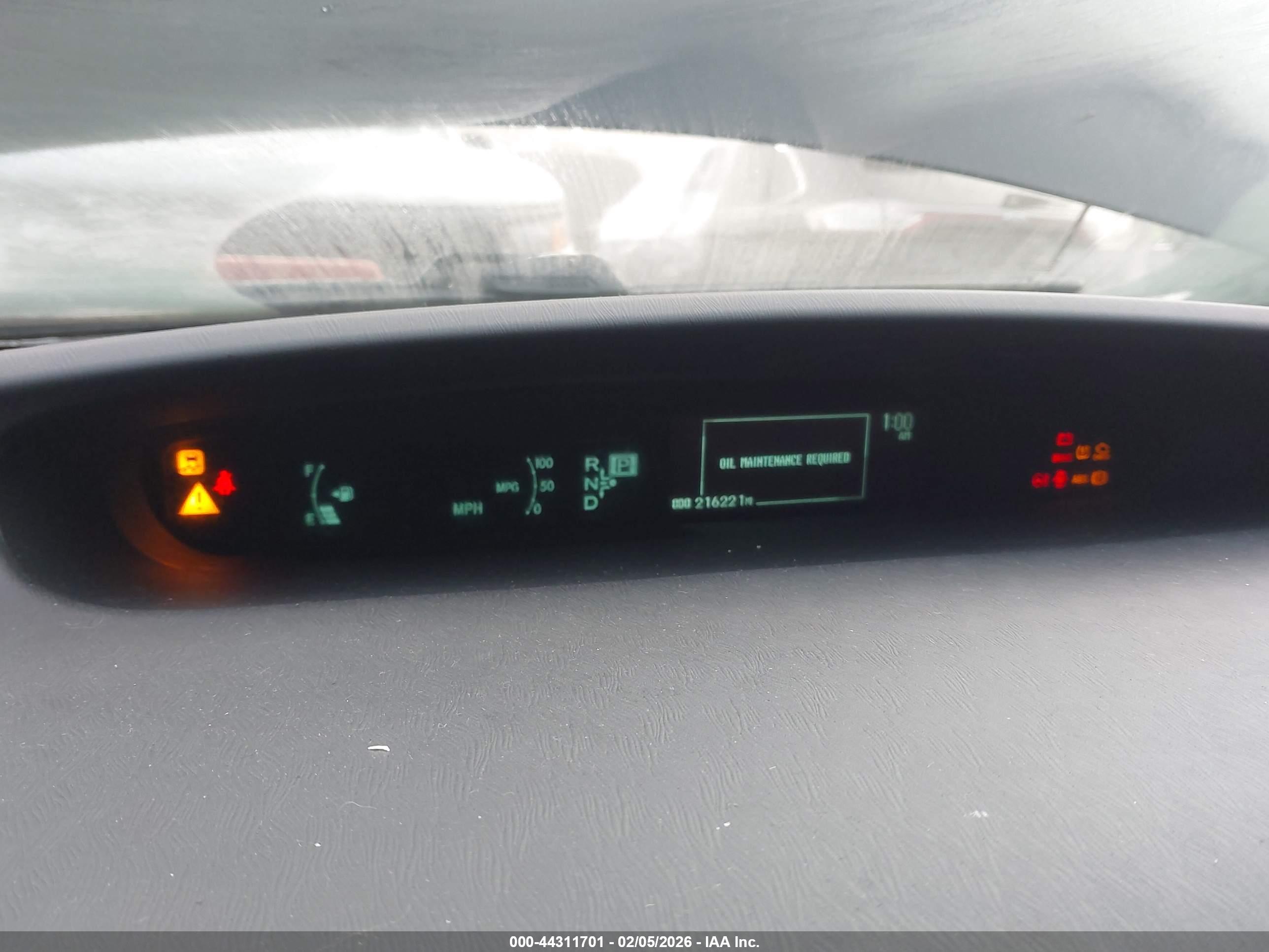 TOYOTA PRIUS image 7