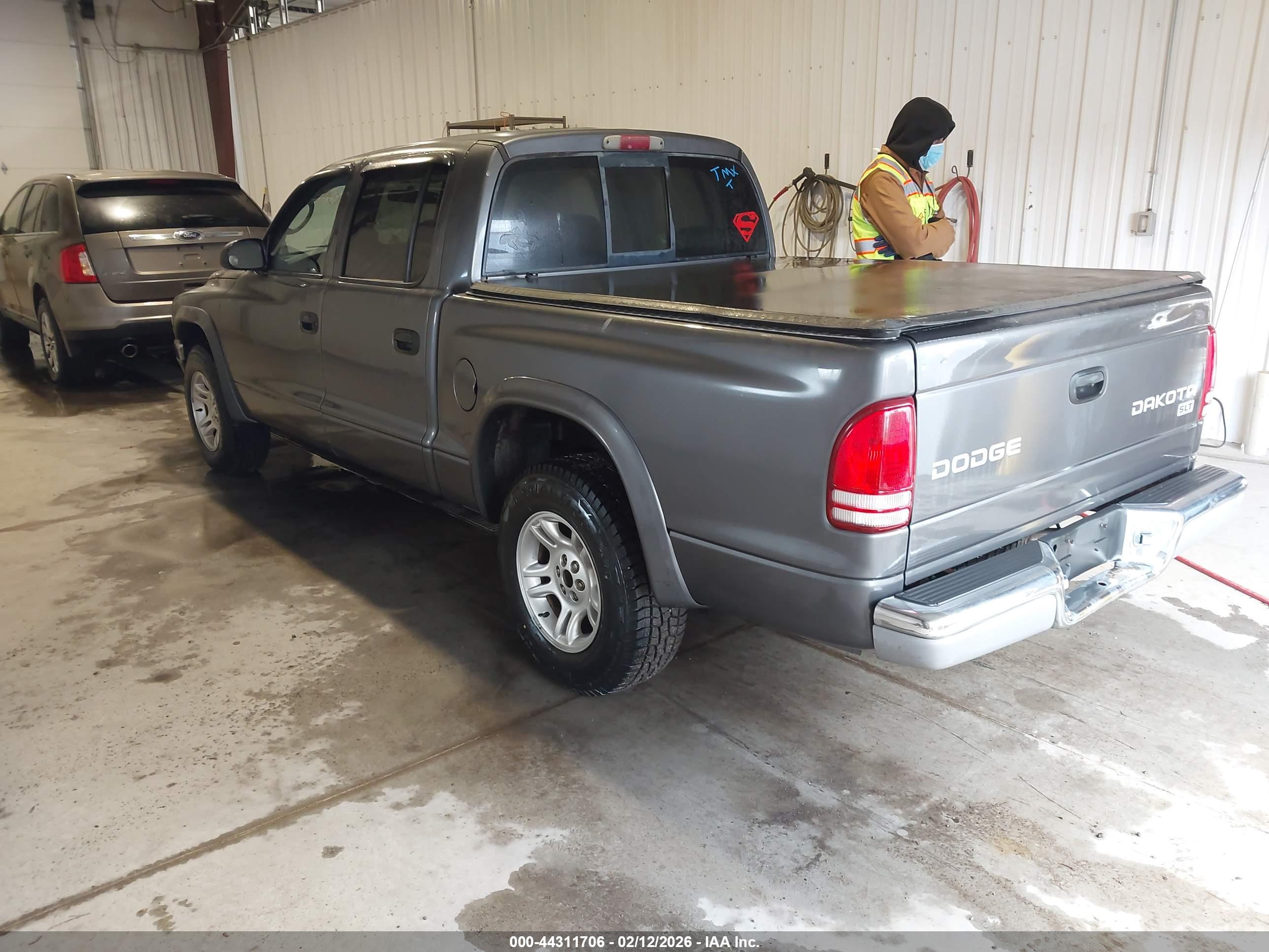 DODGE DAKOTA image 3