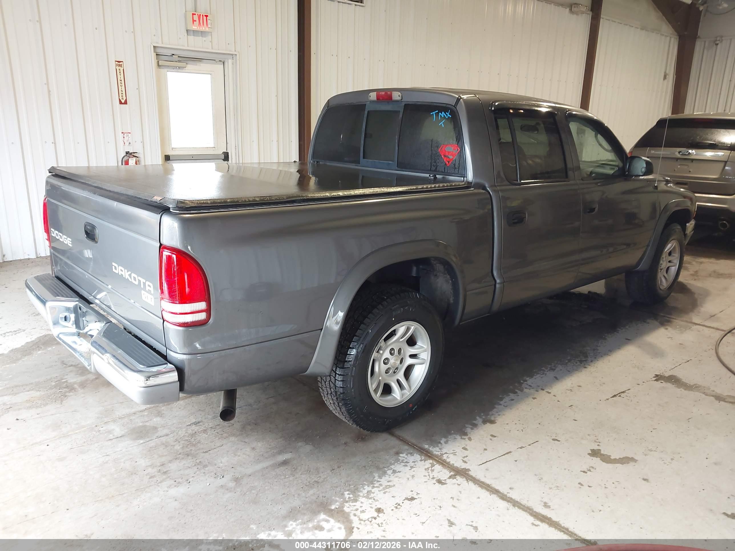 DODGE DAKOTA image 4